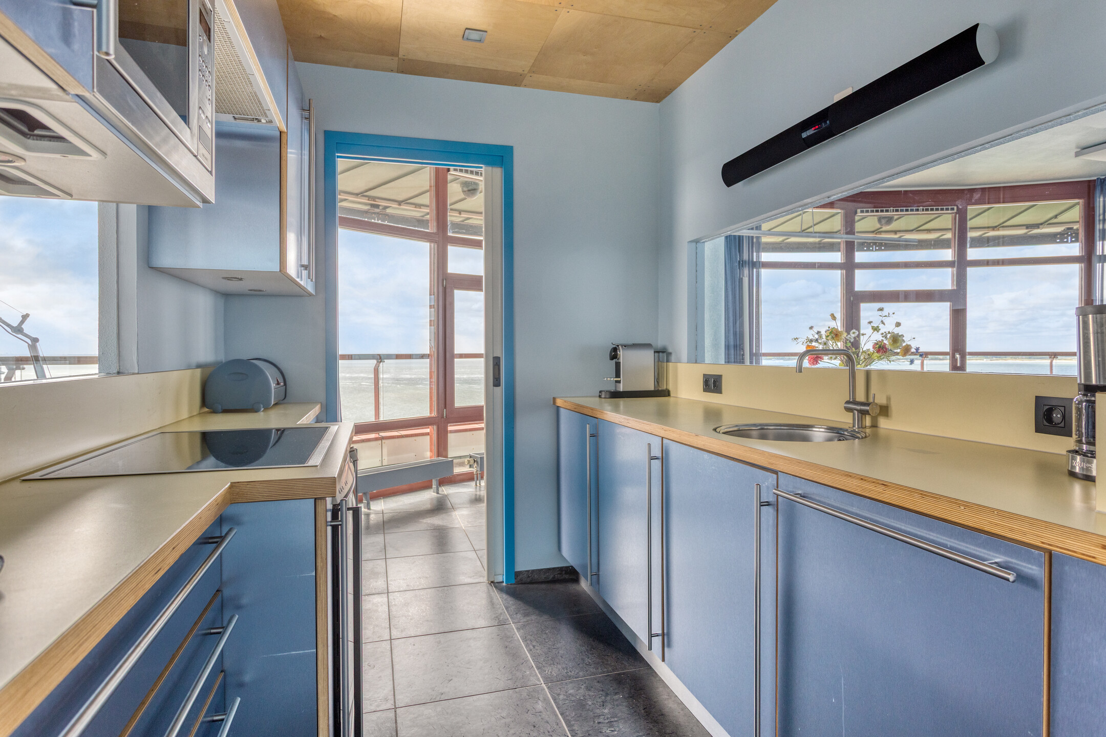  The Penthouse Above the Sea - 物件實景