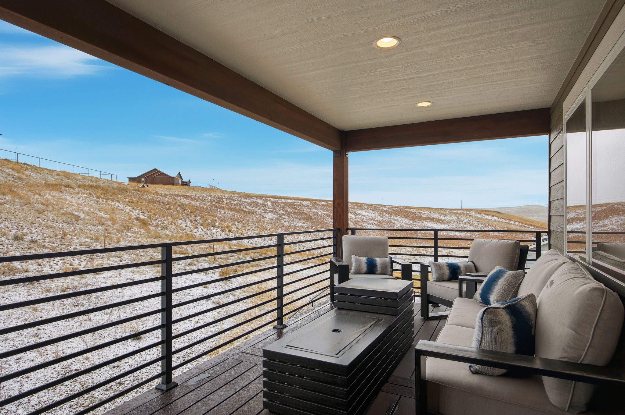  7042 Max Drive - 物件實景