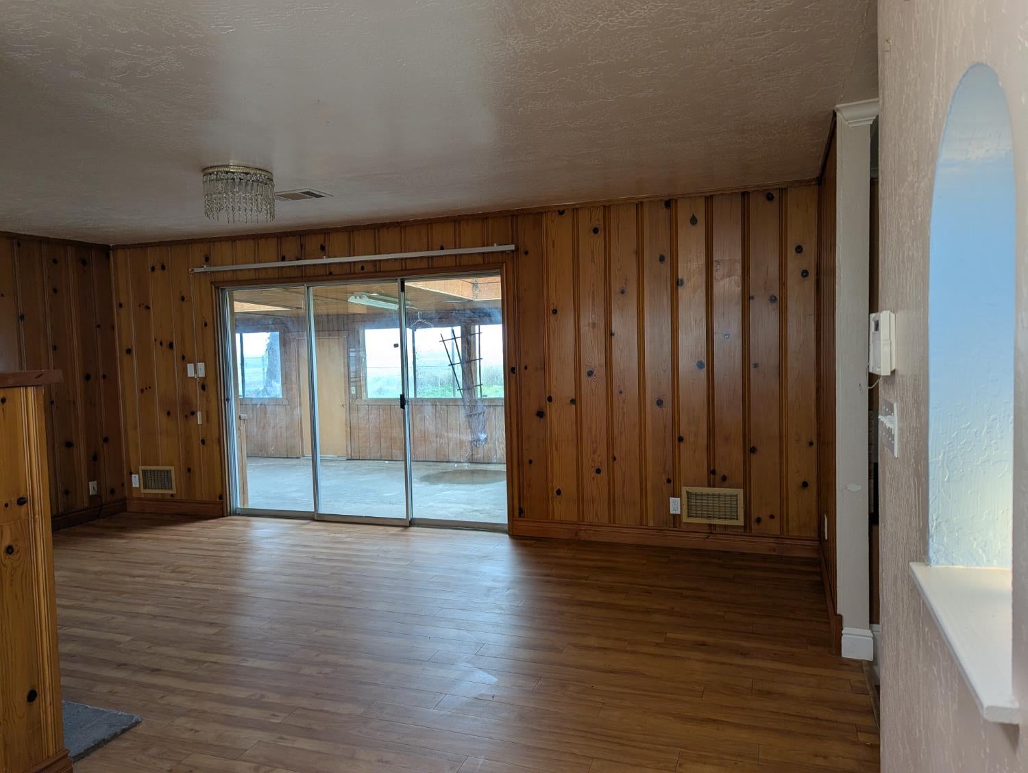 Stratford, California, 93266, United States, 4 Bedrooms Bedrooms, ,2 BathroomsBathrooms,Residential,For Sale,2012524