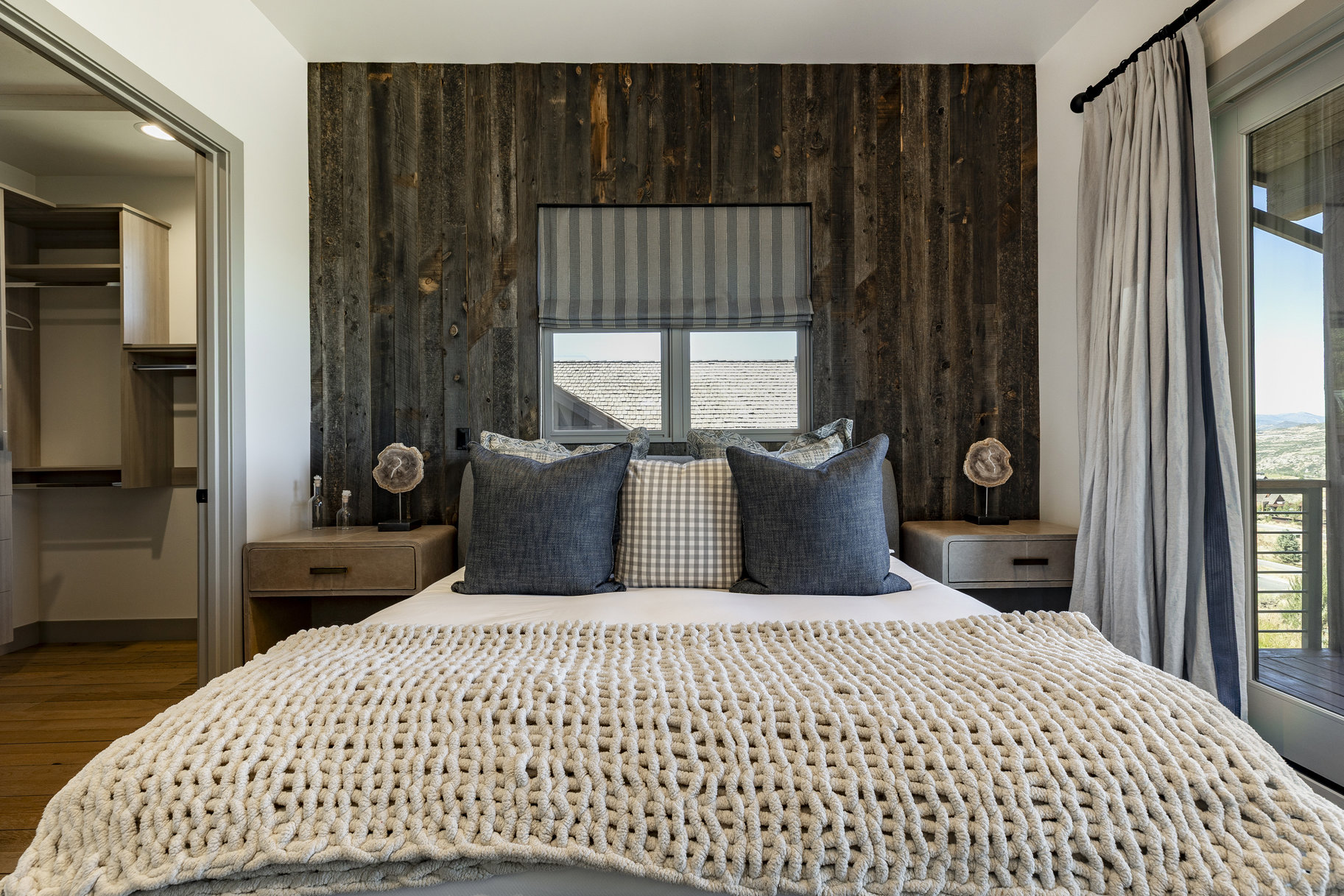  Panoramic Views From This Gorgeous 4-Bedroom Cabin Home at Victory Ranch - 物件實景