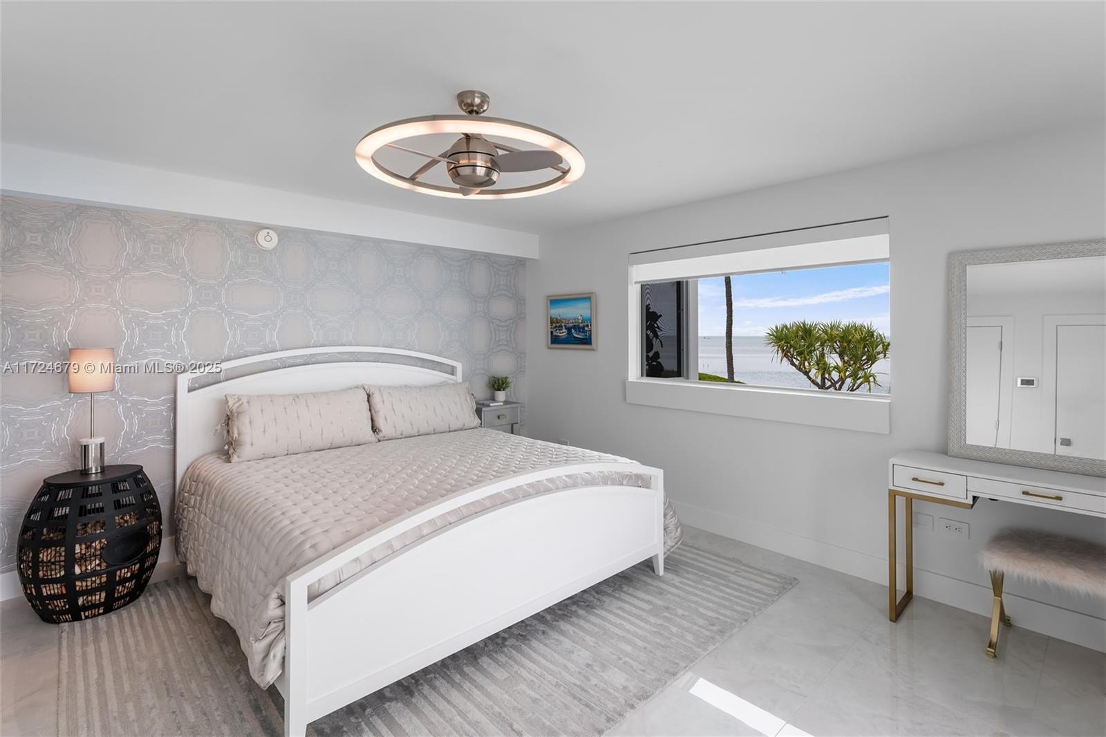 Islamorada, Florida, 33036, United States, 6 Bedrooms Bedrooms, ,4 BathroomsBathrooms,Residential,For Sale,1932543