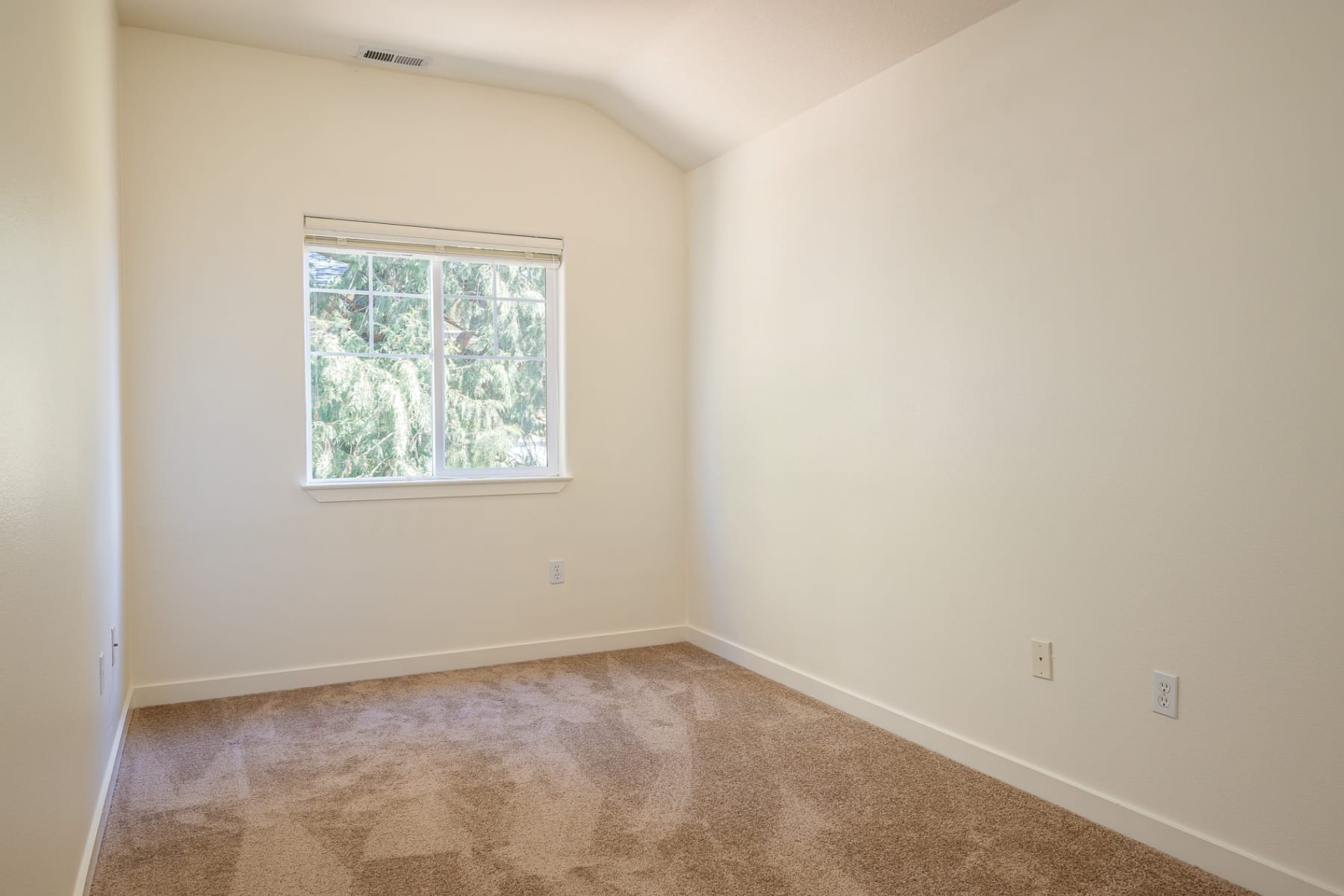  252 NW ELEVEN MILE AVE Gresham, OR 97030 - 物件實景