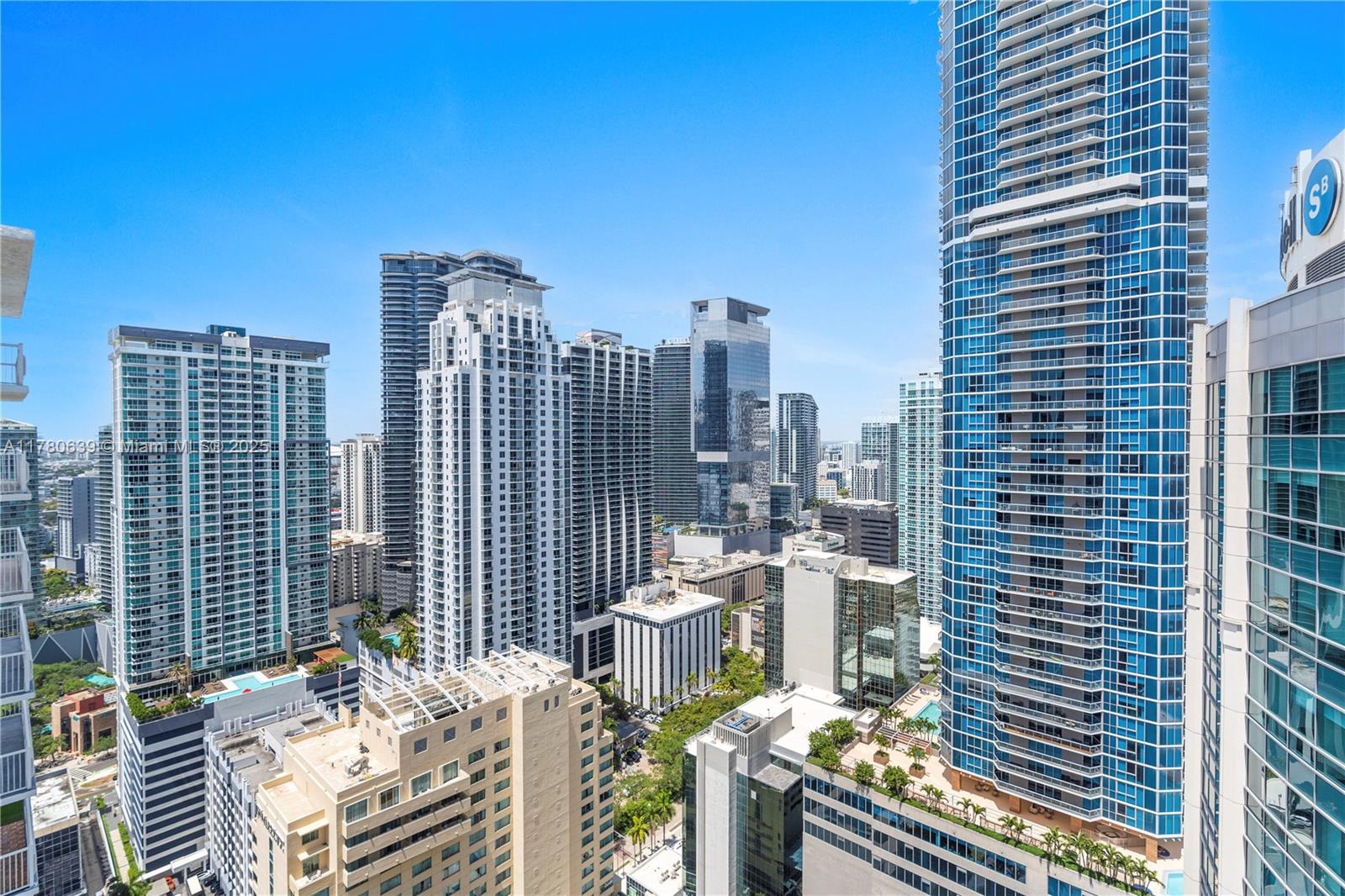 Miami, Florida, 33131, United States, 1 Bedroom Bedrooms, ,1 BathroomBathrooms,Residential,For Sale,1768107