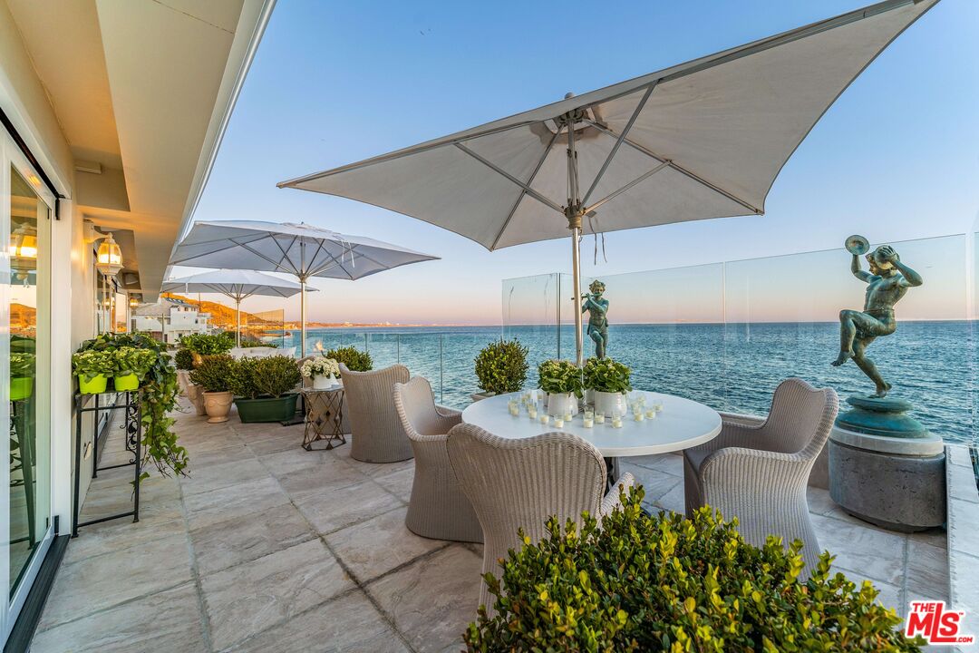 Malibu, California, 90265, United States, 3 Bedrooms Bedrooms, ,3 BathroomsBathrooms,Residential,For Sale,1989426