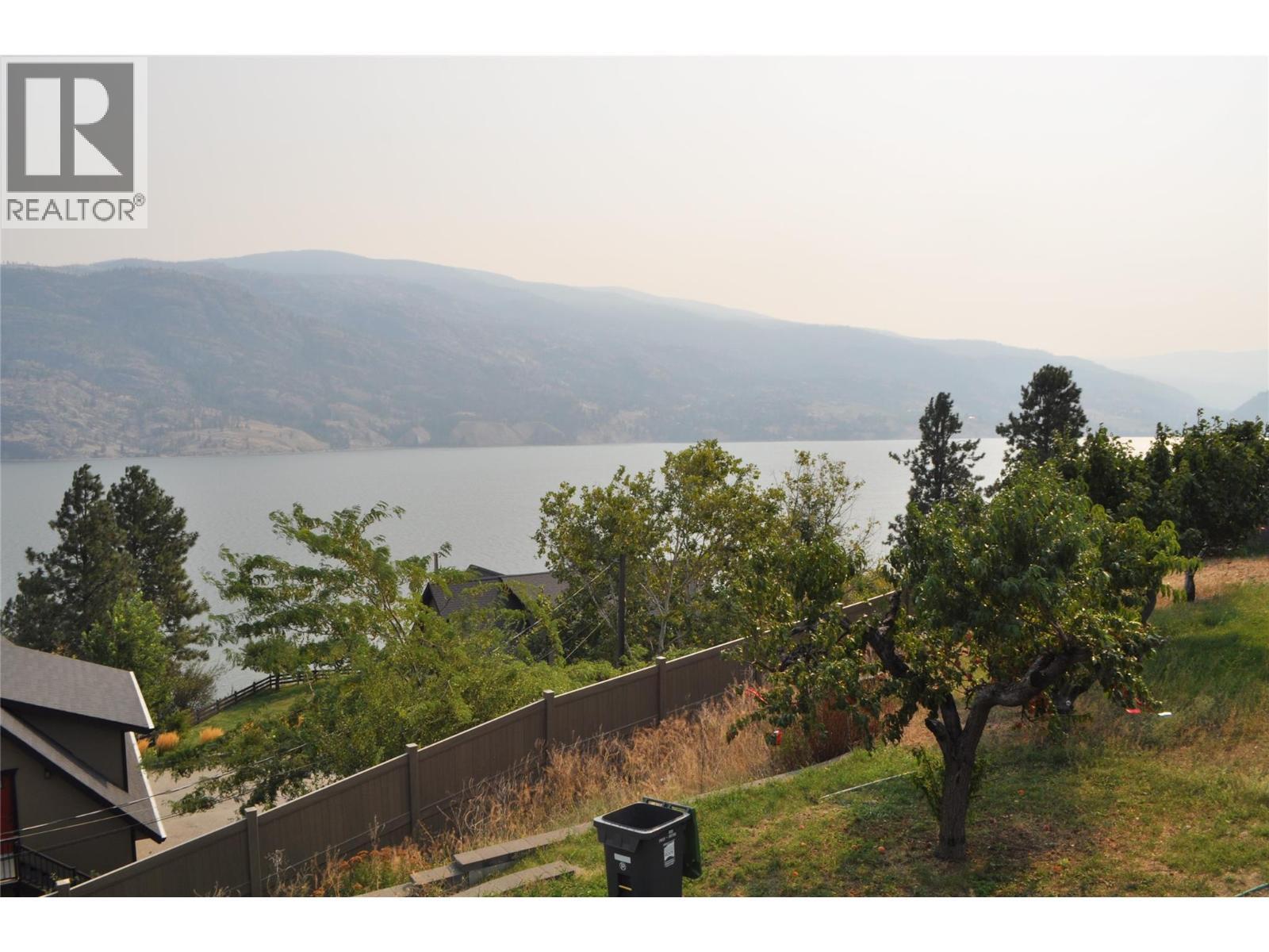 KALEDEN, British Columbia, V0H 1K0, CA, 1 Bedroom Bedrooms, ,1 BathroomBathrooms,Residential,For Sale,1948782