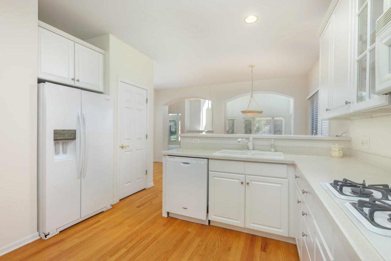 2353 Woodglen Drive, Aurora, Illinois, 60502, United States, 3 Bedrooms Bedrooms, ,3 BathroomsBathrooms,Residential,For Sale,2353 Woodglen Drive,1682401