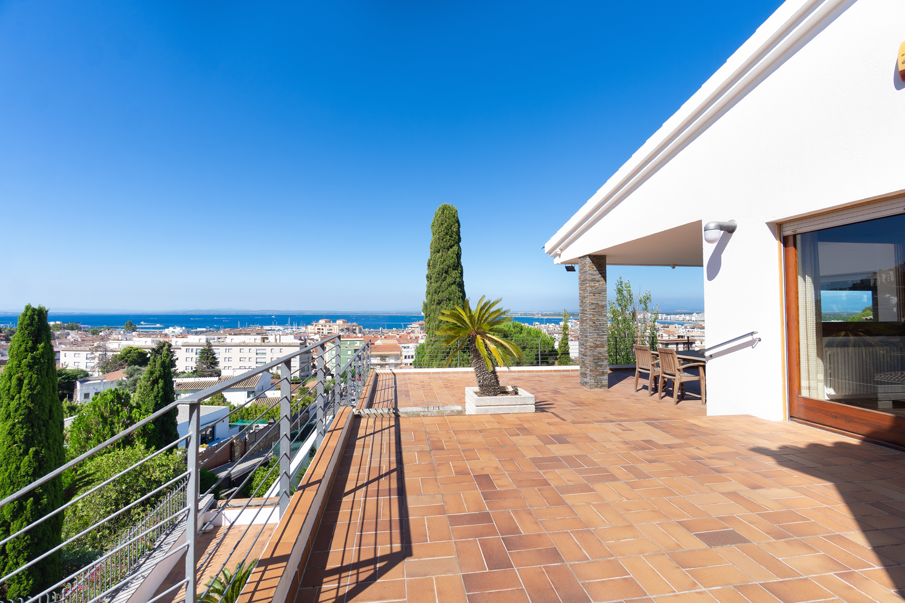  Distinguished Mediterranean-Style Villa in Roses, Costa Brava - 物件實景