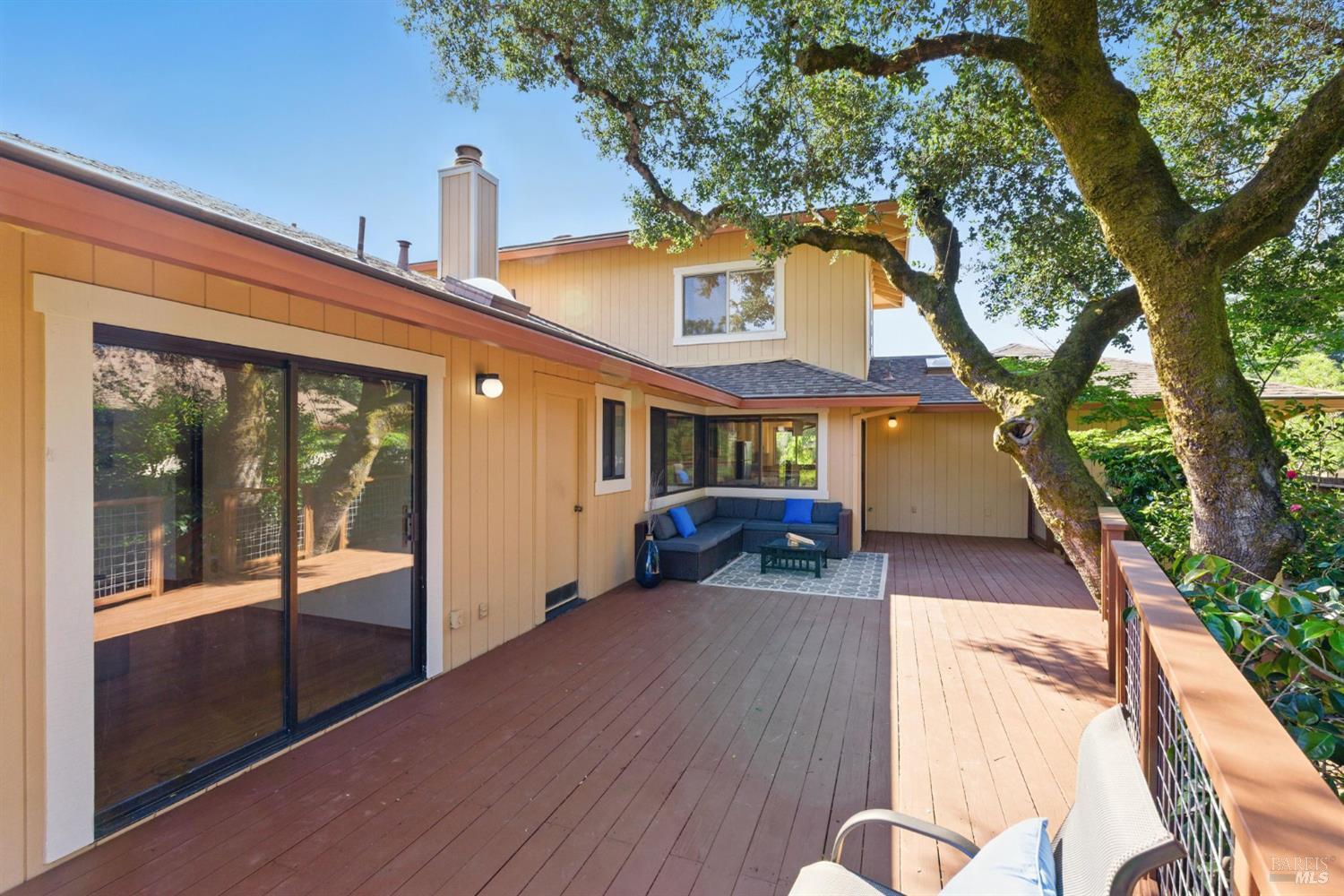 Santa Rosa, California, 95405, United States, 4 Bedrooms Bedrooms, ,3 BathroomsBathrooms,Residential,For Sale,1826970