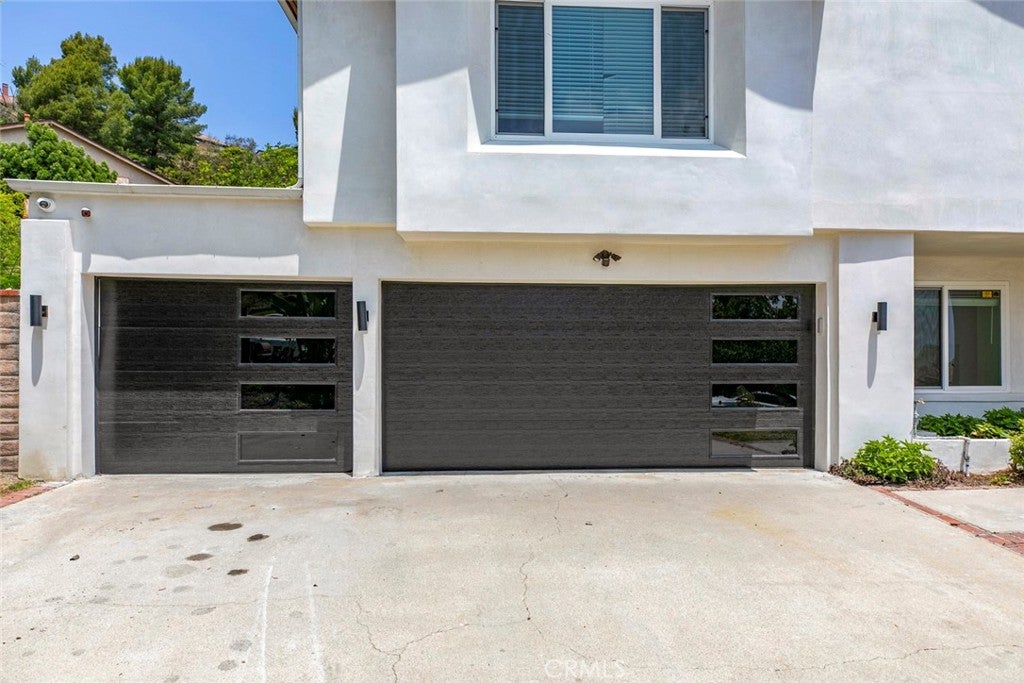 Glendale, California, 91206, United States, 4 Bedrooms Bedrooms, ,3 BathroomsBathrooms,Residential,For Sale,1940917