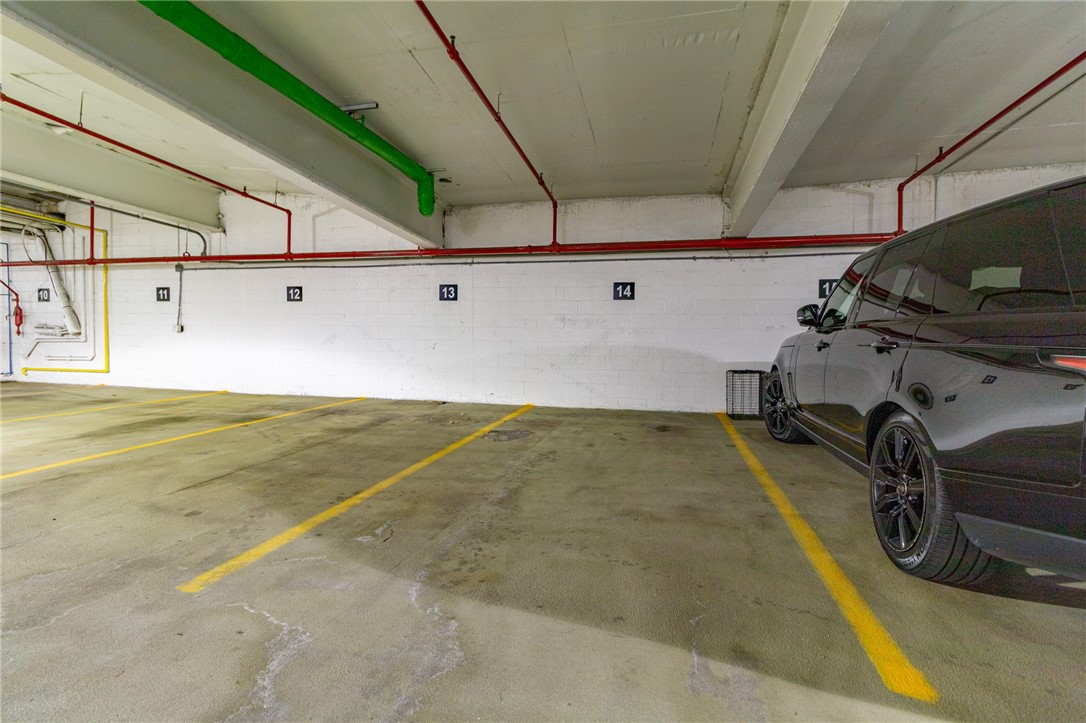 Pittsburgh, Pennsylvania, 15211, United States, 1 Bedroom Bedrooms, ,2 BathroomsBathrooms,Residential,For Sale,1981120