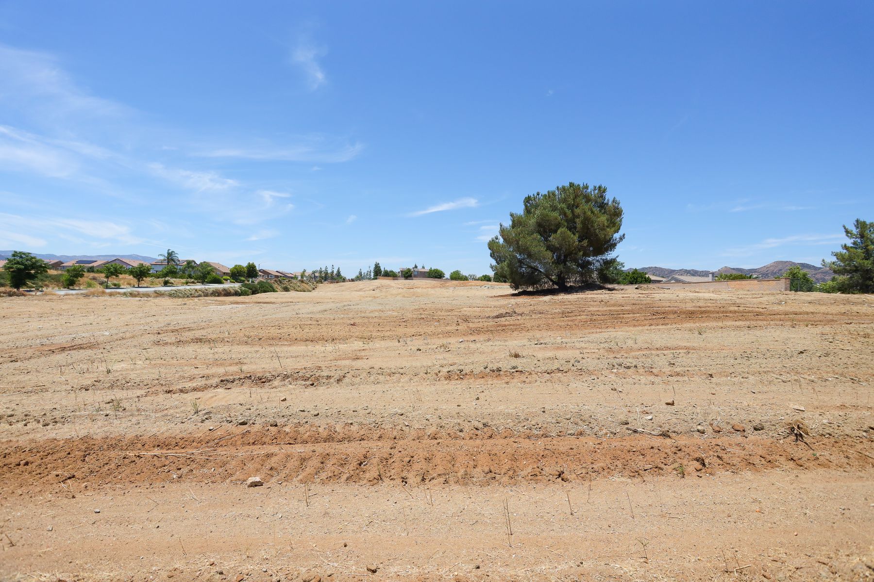  2 Jackson Ave, Murrieta, CA 92562 - 物件實景