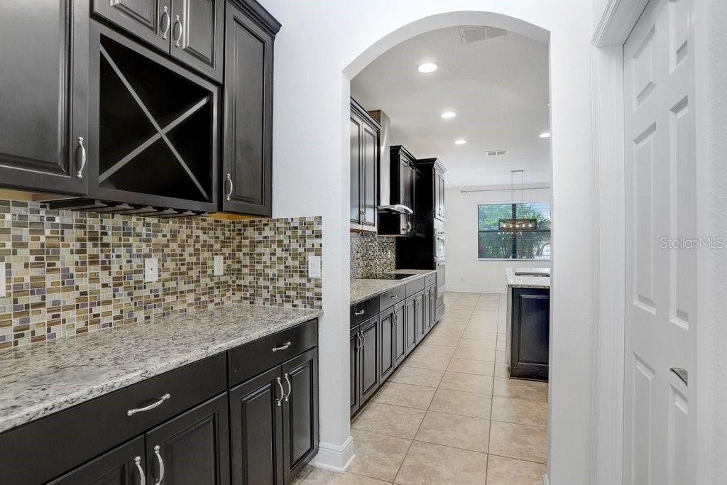 Lutz, Florida, 33558, United States, 5 Bedrooms Bedrooms, ,3 BathroomsBathrooms,Residential,For Sale,1784935