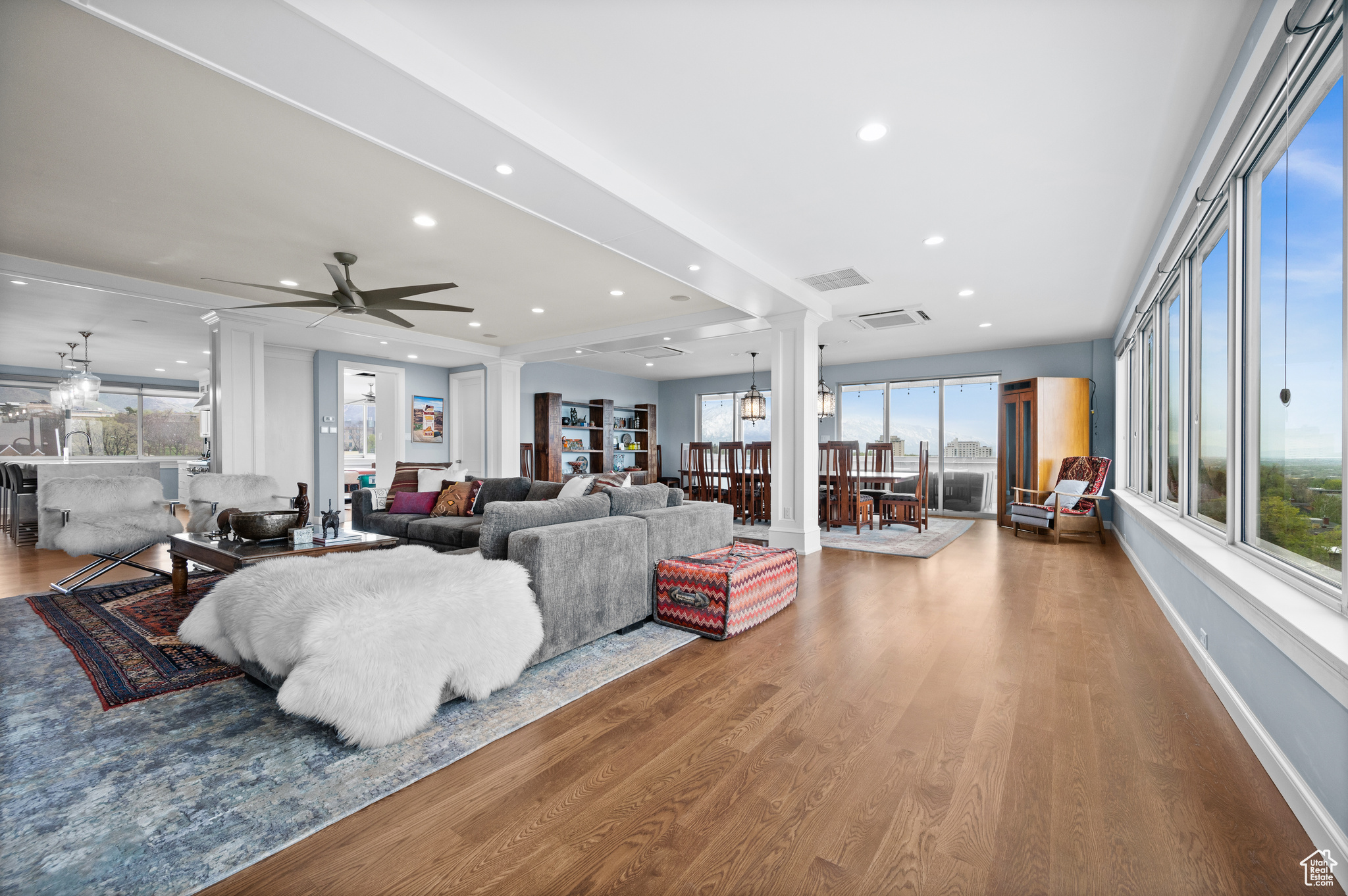 Salt Lake City, Utah, 84102, United States, 3 Bedrooms Bedrooms, ,3 BathroomsBathrooms,Residential,For Sale,1795279