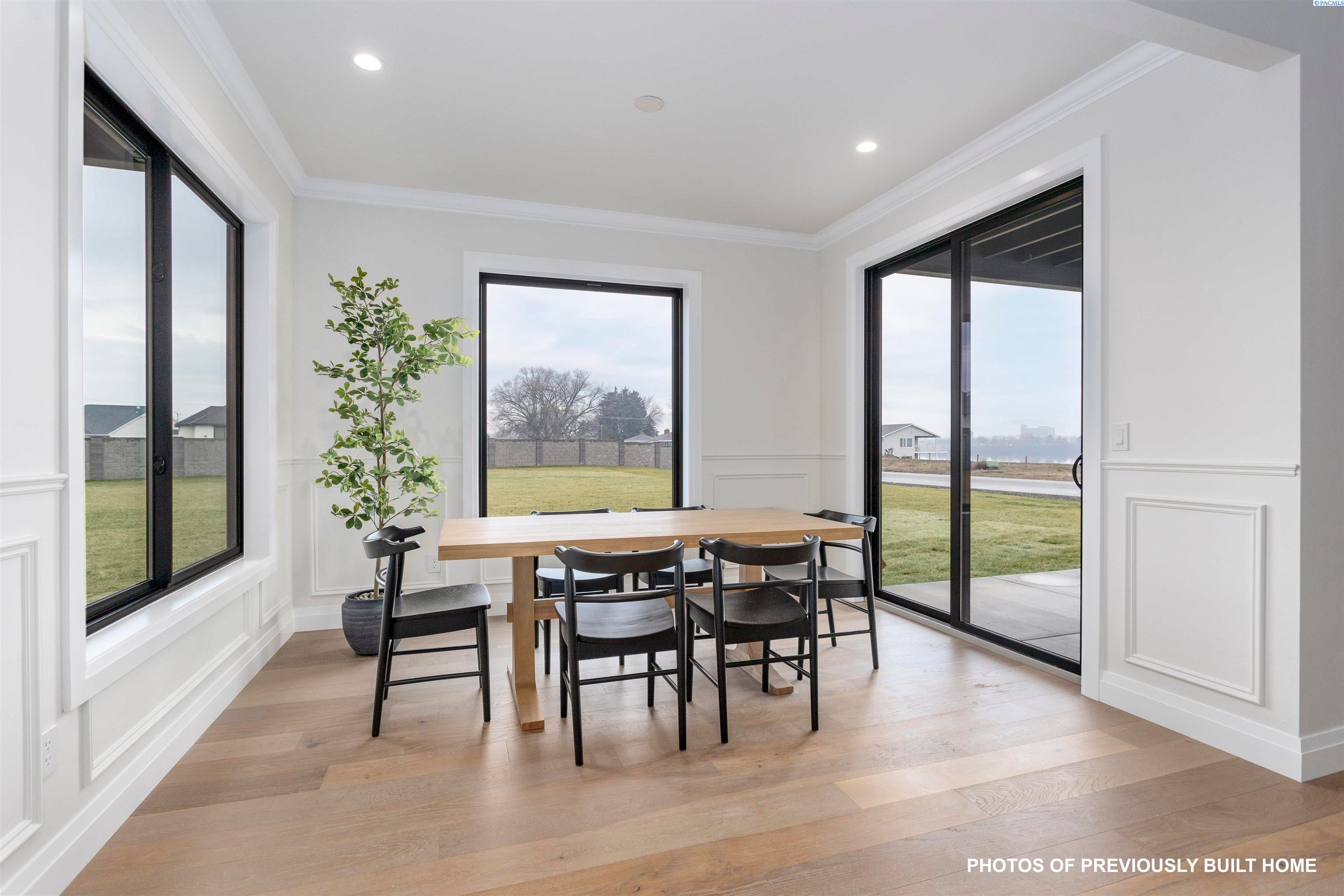 Pasco, Washington, 99301, United States, 4 Bedrooms Bedrooms, ,3 BathroomsBathrooms,Residential,For Sale,1982382