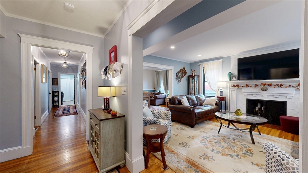 Reading, Massachusetts, 01867, United States, 3 Bedrooms Bedrooms, ,2 BathroomsBathrooms,Residential,For Sale,1976602