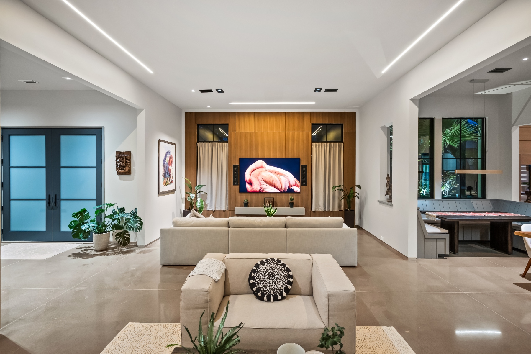  700 Stucco Lane, Mount Pleasant - 物件實景