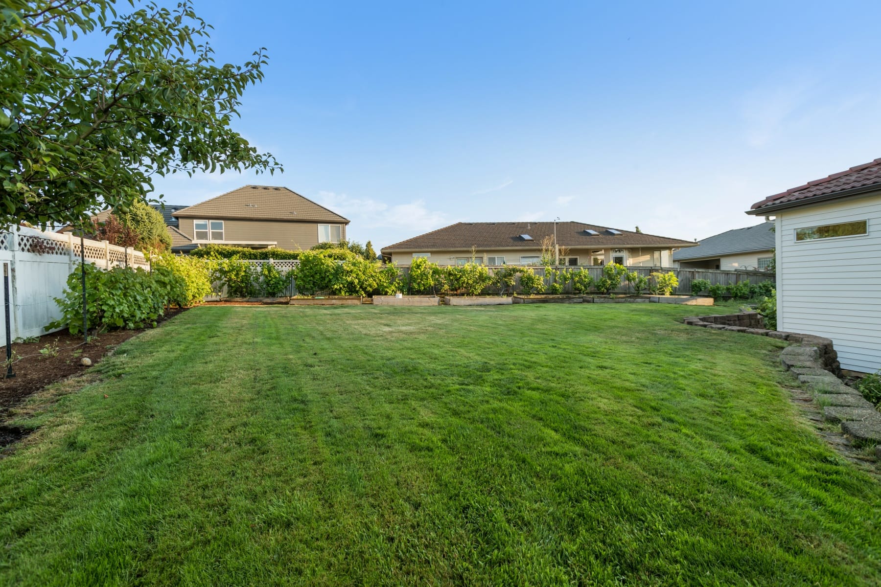  2210 NW HOOD ST Camas, WA 98607 - 物件實景