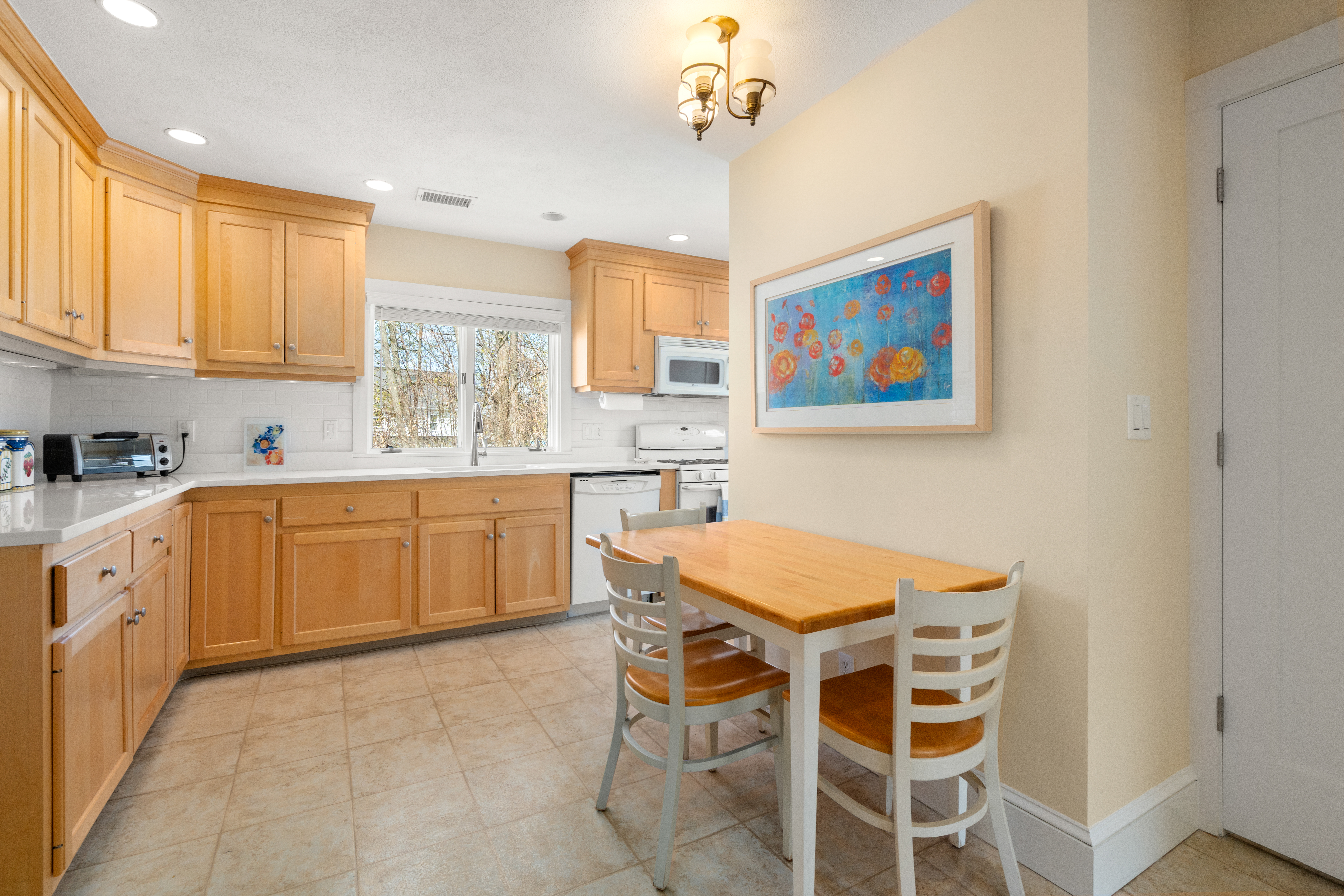  23 Newman Way, Unit 2, Arlington, MA, 02476 - 物件實景