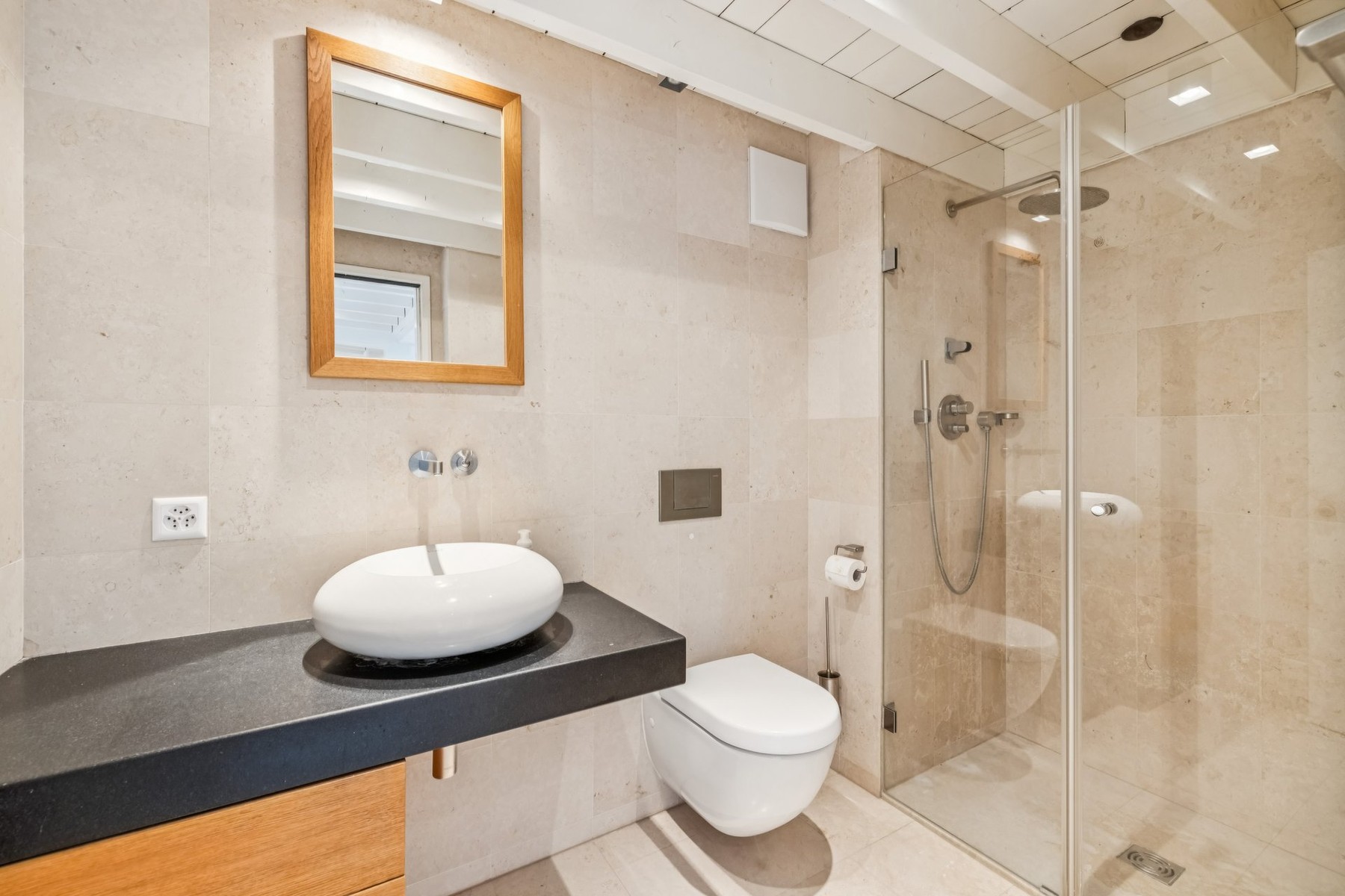  STUNNING LUXURY DUPLEX WITH EXCEPTIONAL PANORAMIC VIEWS OF THE LAKE - 物件實景