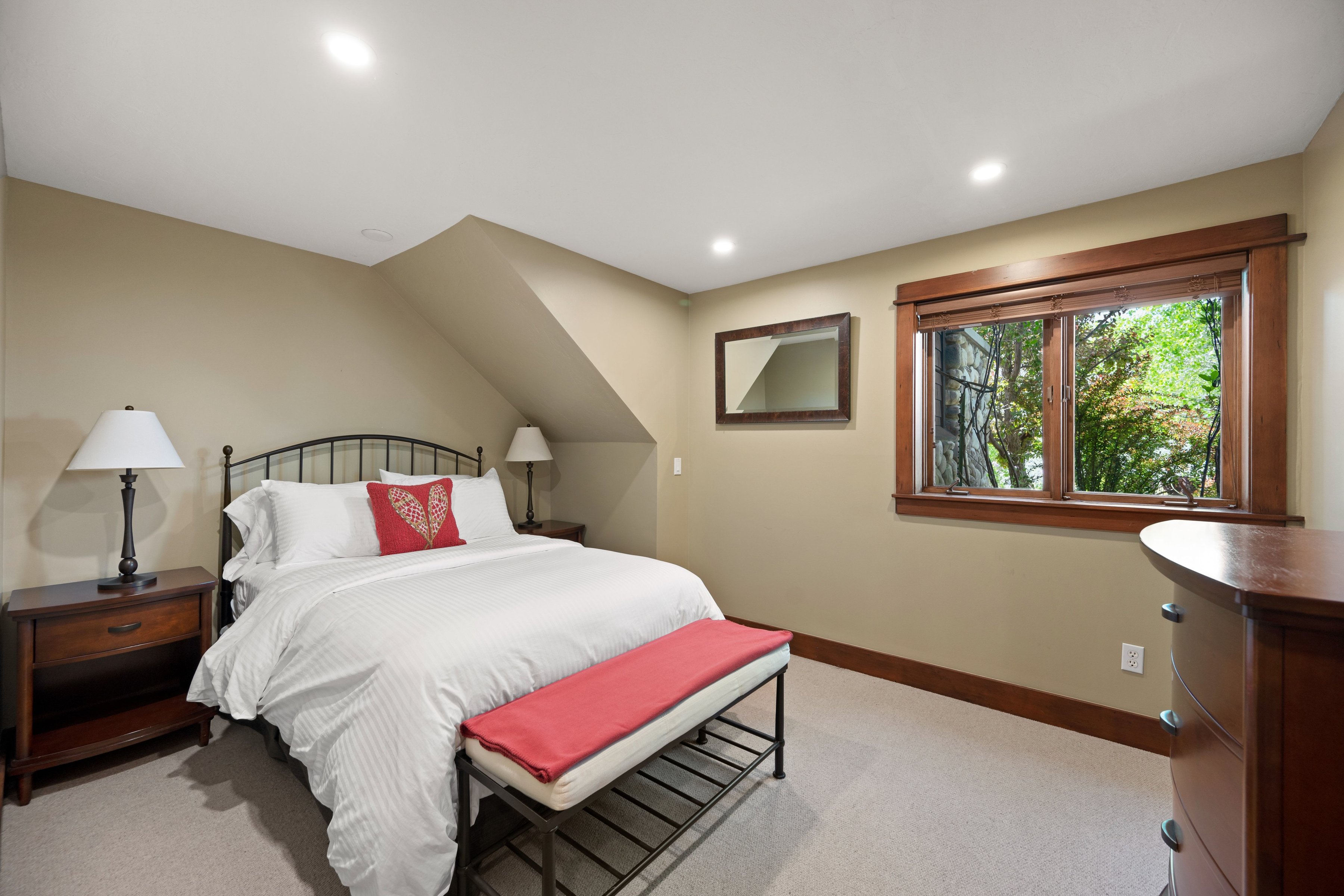  Canyon View Home on 5+ Acres with Pickleball Court - 物件實景