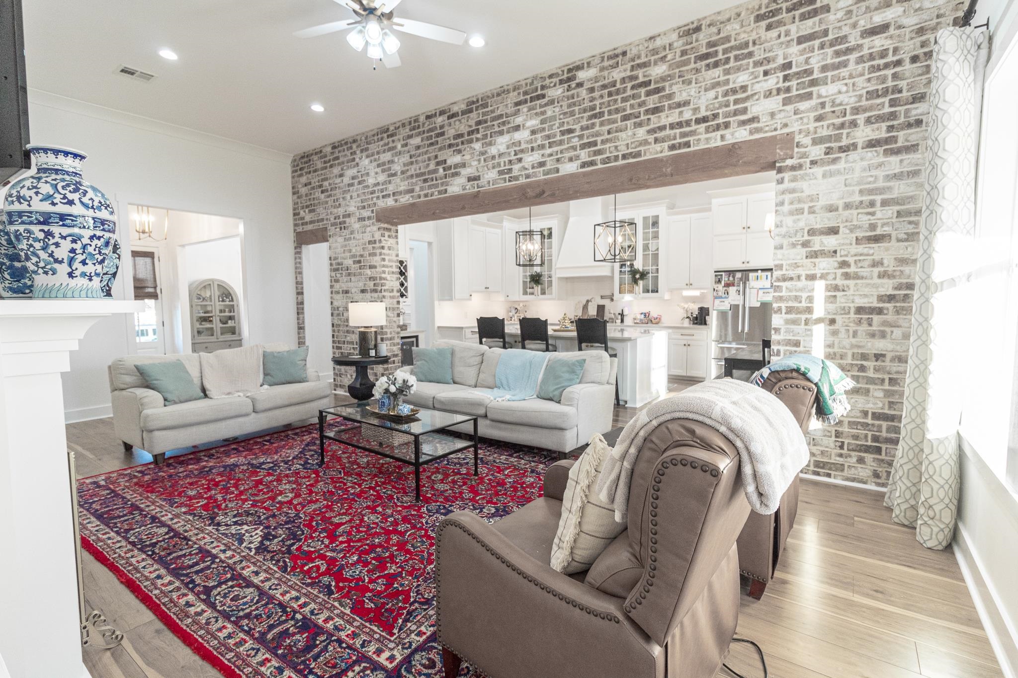 Lake Charles, Louisiana, 70605, United States, 4 Bedrooms Bedrooms, ,3 BathroomsBathrooms,Residential,For Sale,2000075