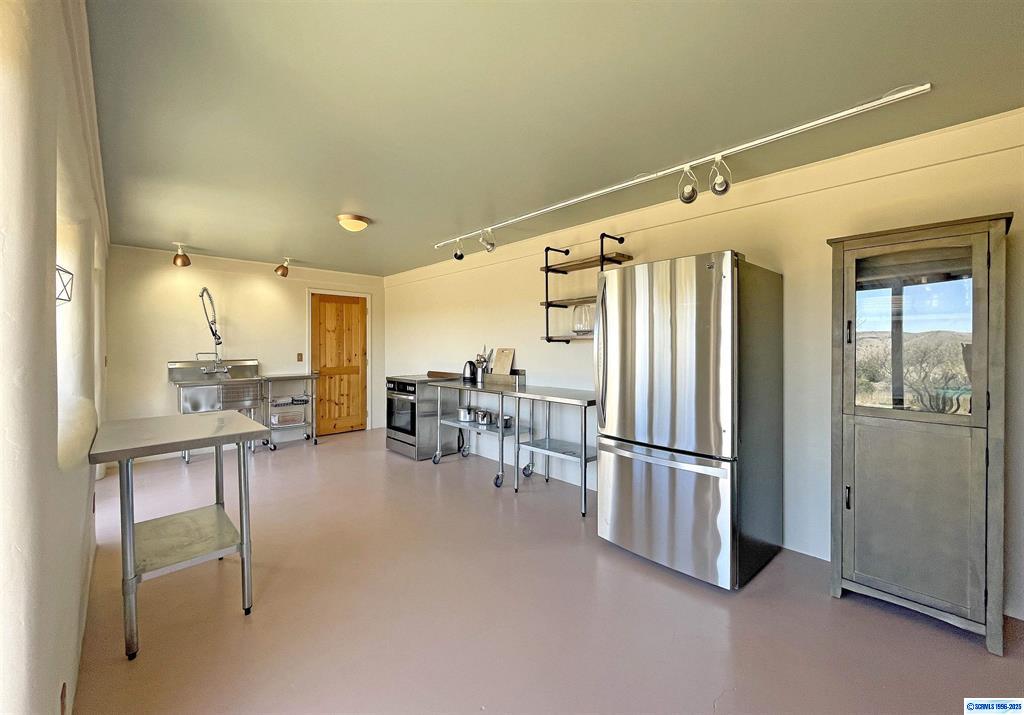 San Lorenzo, New Mexico, 88041, United States, 4 Bedrooms Bedrooms, ,4 BathroomsBathrooms,Residential,For Sale,1927895