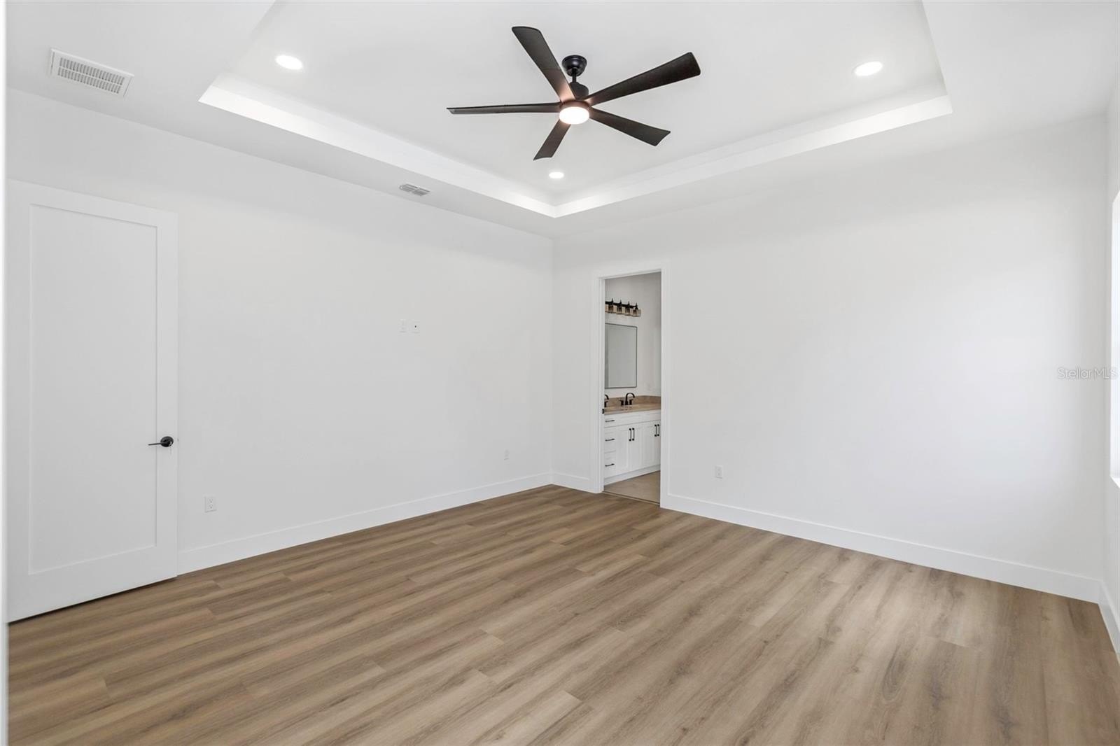 ST PETERSBURG, Florida, 33714, United States, 4 Bedrooms Bedrooms, ,3 BathroomsBathrooms,Residential,For Sale,2022051