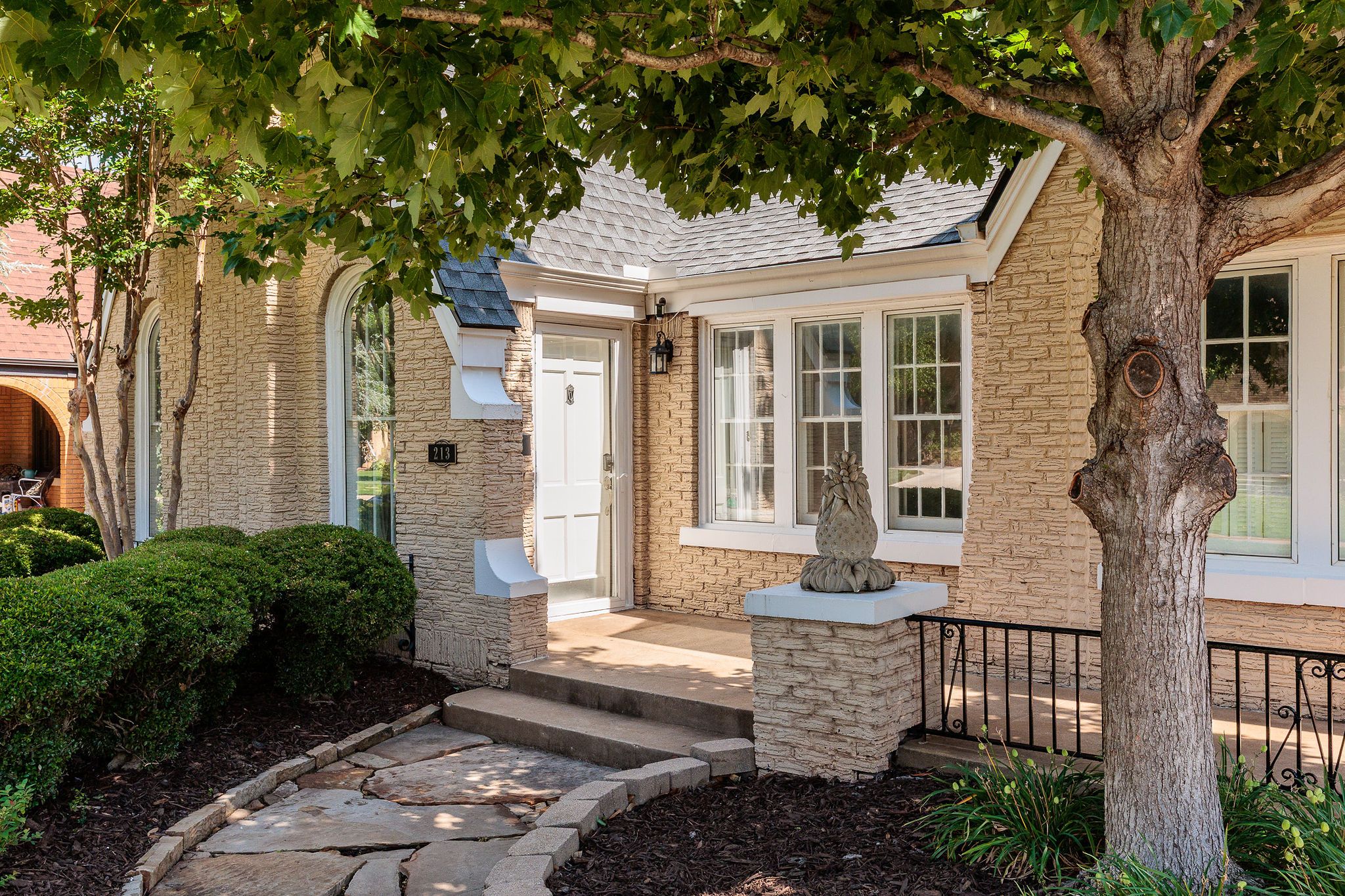 213 Northwest 35th Street, Oklahoma City, OK 73118 - 物件實景