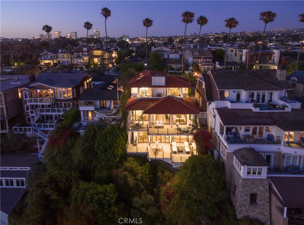 Corona del Mar, California, 92625, United States, 4 Bedrooms Bedrooms, ,4 BathroomsBathrooms,Residential,For Sale,1874360