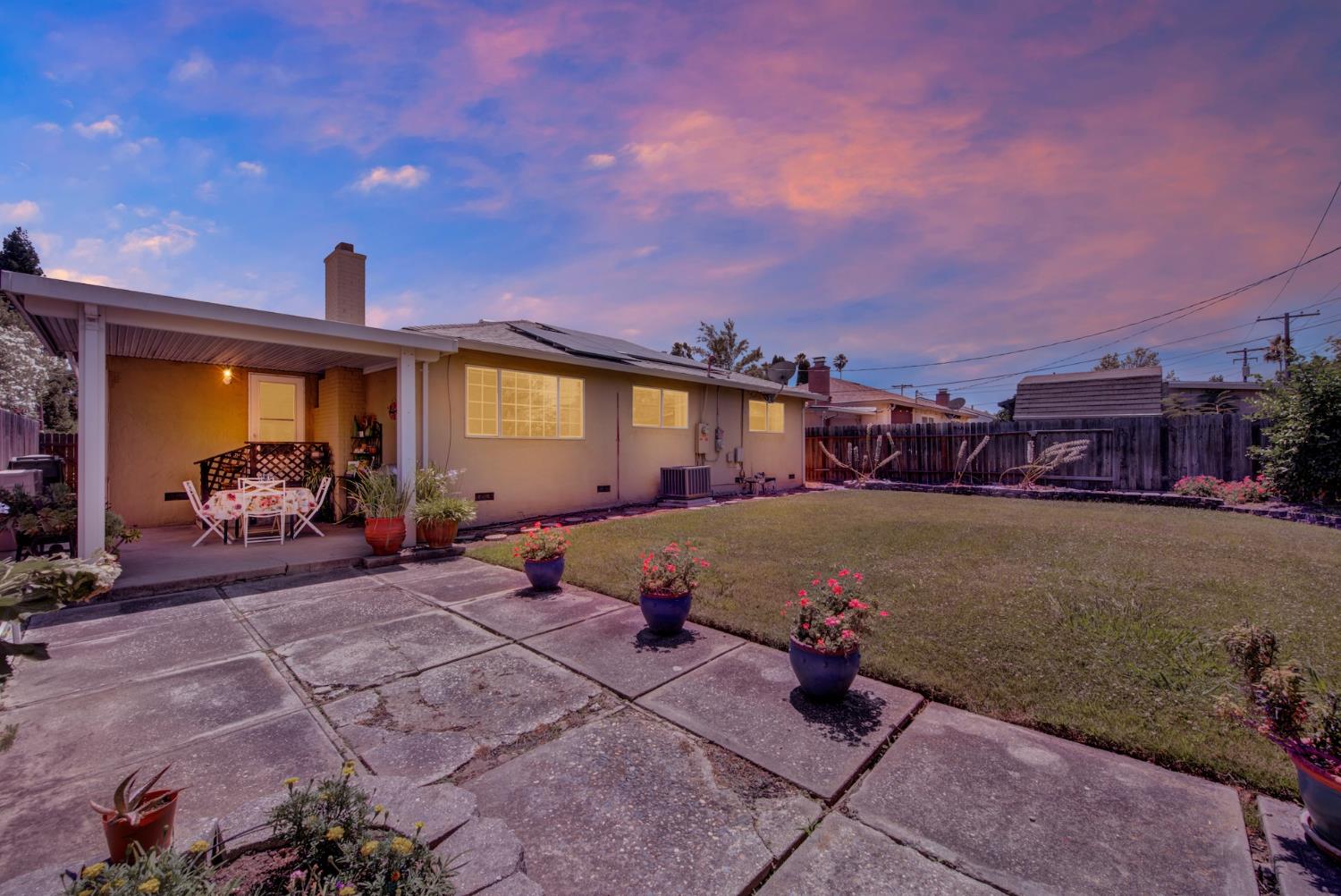 Carmichael, California, 95608, United States, 3 Bedrooms Bedrooms, ,2 BathroomsBathrooms,Residential,For Sale,1896985