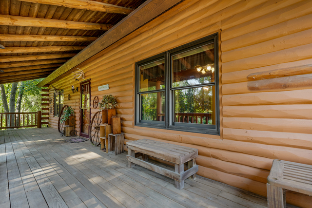 McHenry, Illinois, 60051, United States, 5 Bedrooms Bedrooms, ,3 BathroomsBathrooms,Residential,For Sale,1975629