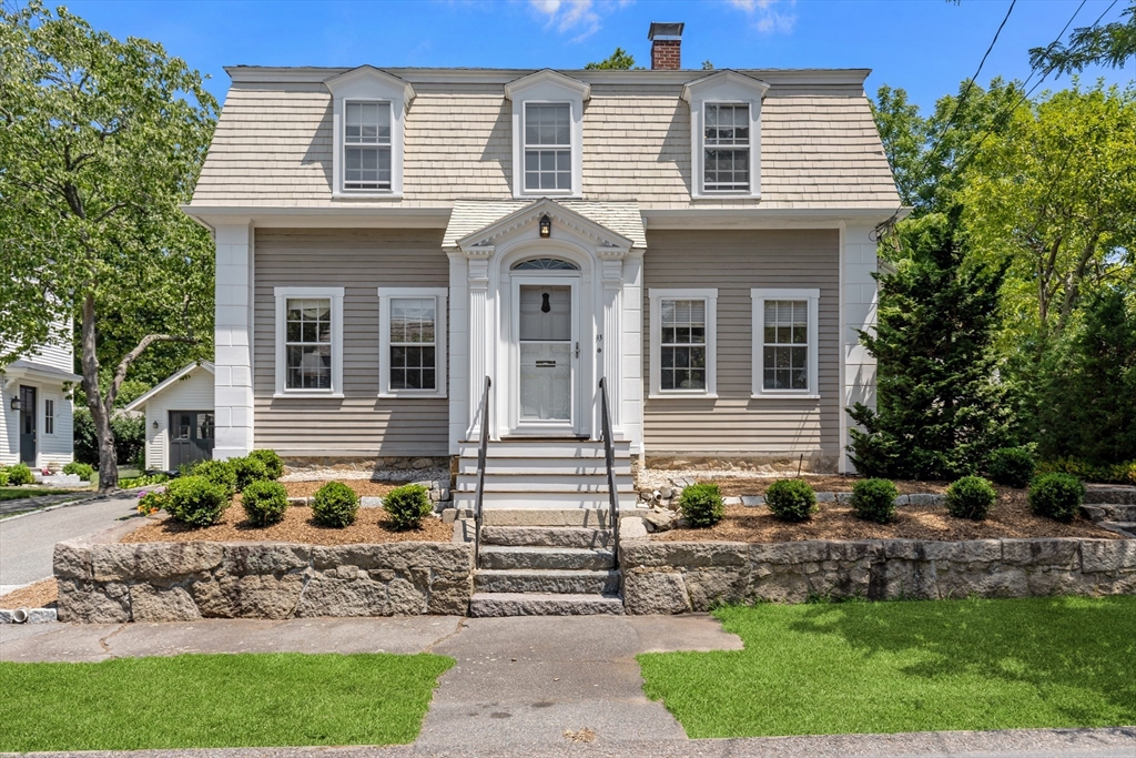 Hingham, Massachusetts, 02043, United States, 5 Bedrooms Bedrooms, ,5 BathroomsBathrooms,Residential,For Sale,1901935