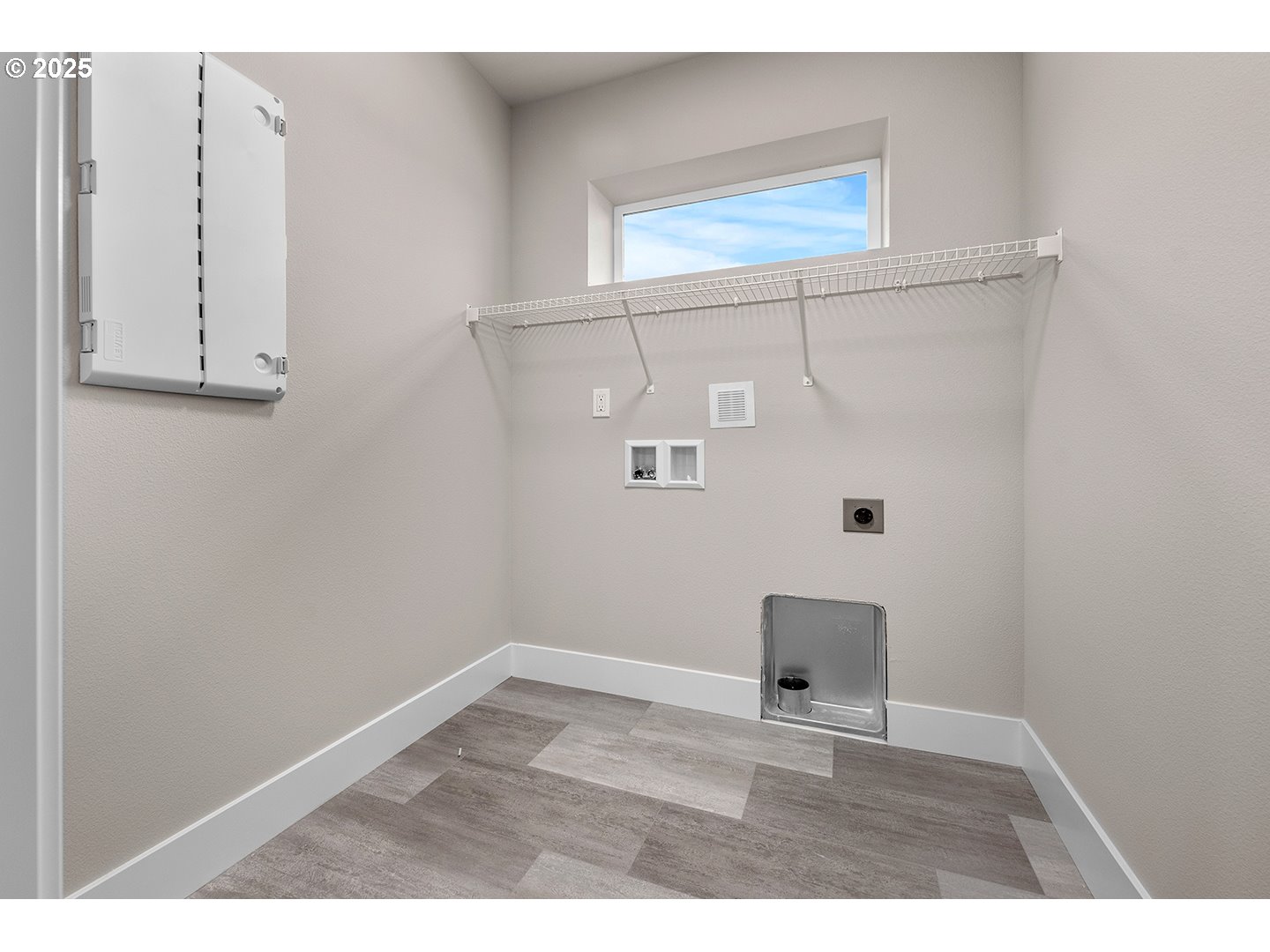Happy Valley, Oregon, 97086, United States, 4 Bedrooms Bedrooms, ,3 BathroomsBathrooms,Residential,For Sale,1794329