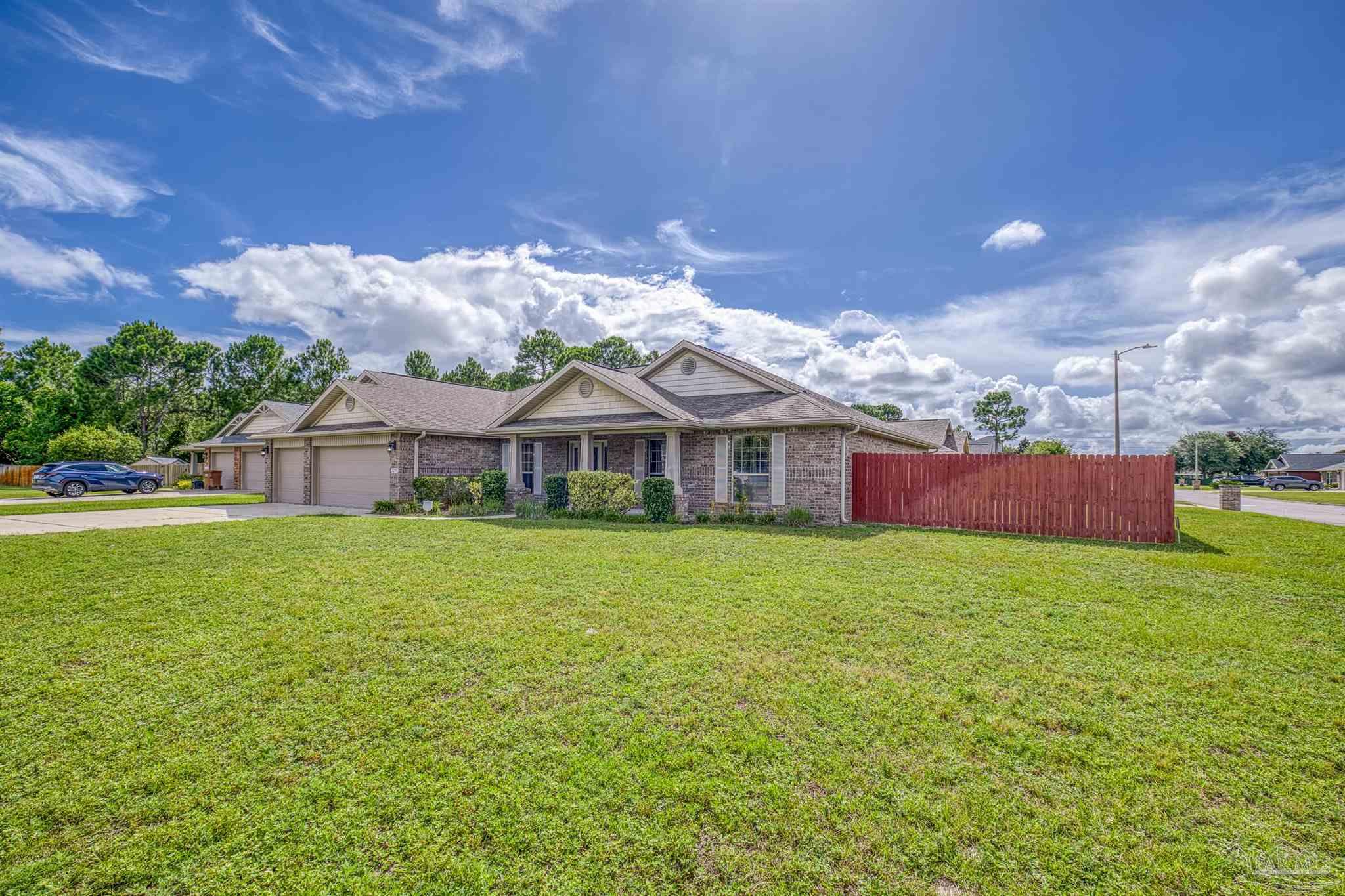 Navarre, Florida, 32566, United States, 4 Bedrooms Bedrooms, ,3 BathroomsBathrooms,Residential,For Sale,1892074