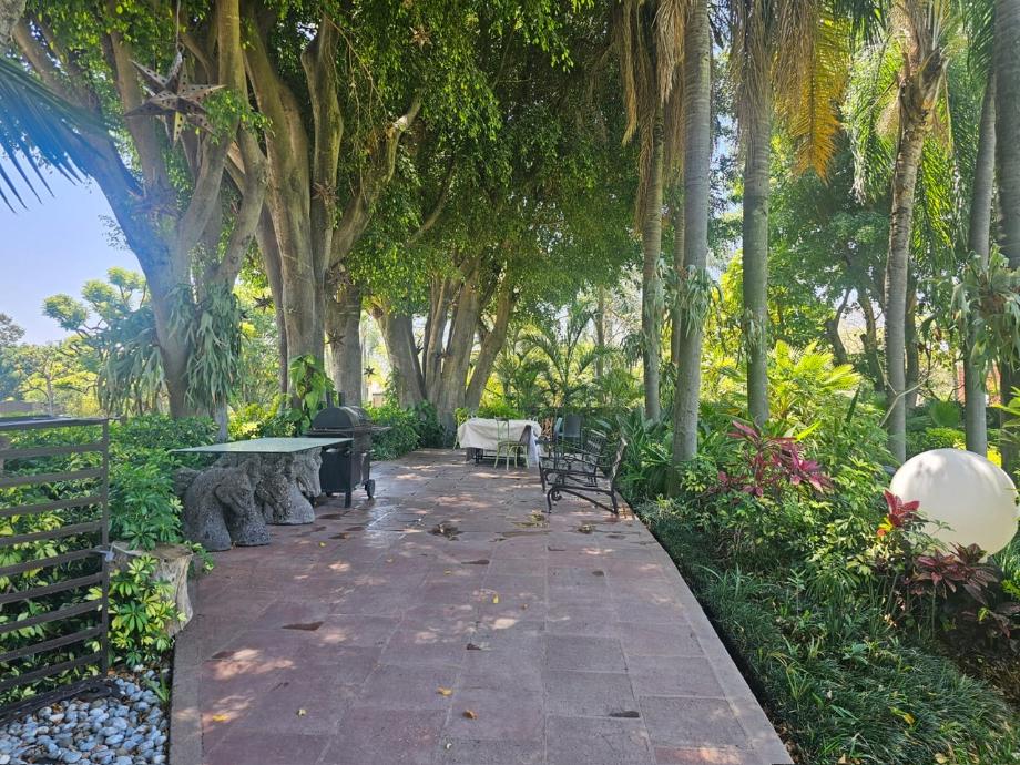 Crist?bal de Olid, Jiutepec, Morelos, 62564, Mexico, 4 Bedrooms Bedrooms, ,5 BathroomsBathrooms,Residential,For Sale,Crist?bal de Olid,1625302