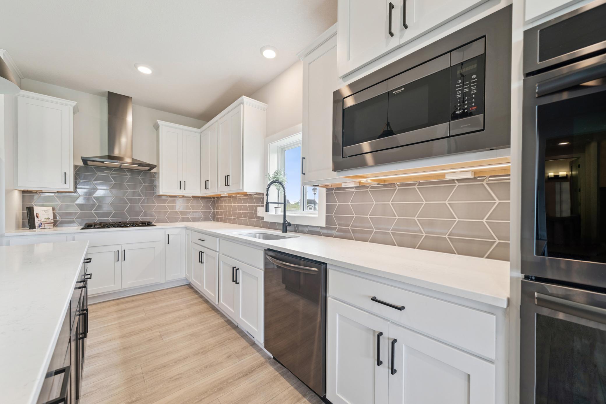 Prior Lake, Minnesota, 55372, United States, 6 Bedrooms Bedrooms, ,2 BathroomsBathrooms,Residential,For Sale,1901100