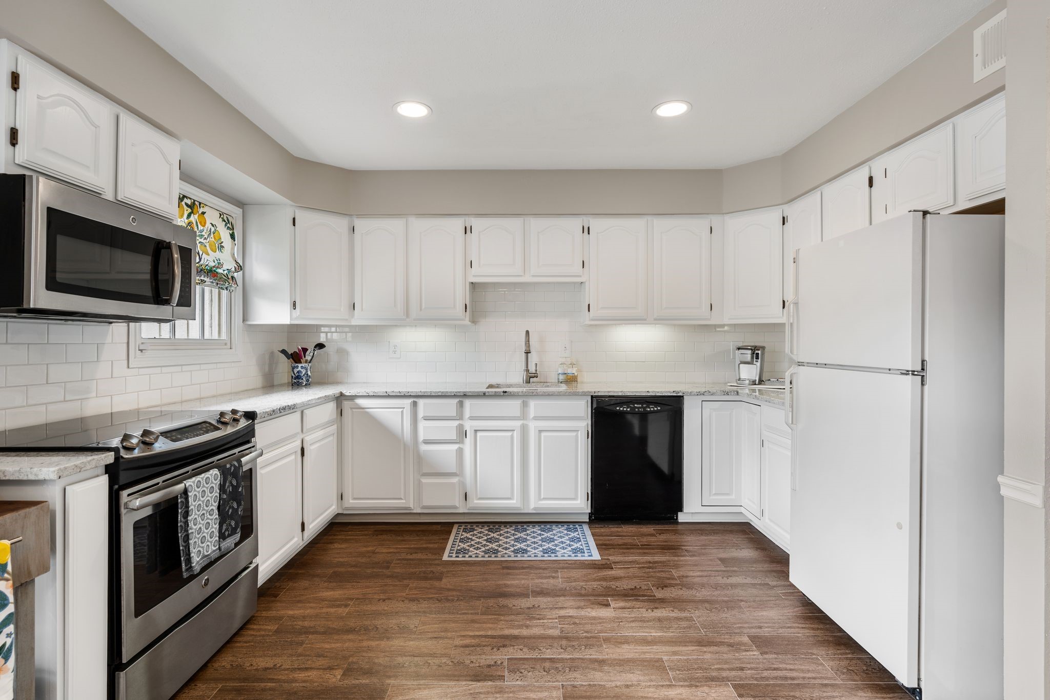  5855 Valley Forge Drive #109 - 物件實景