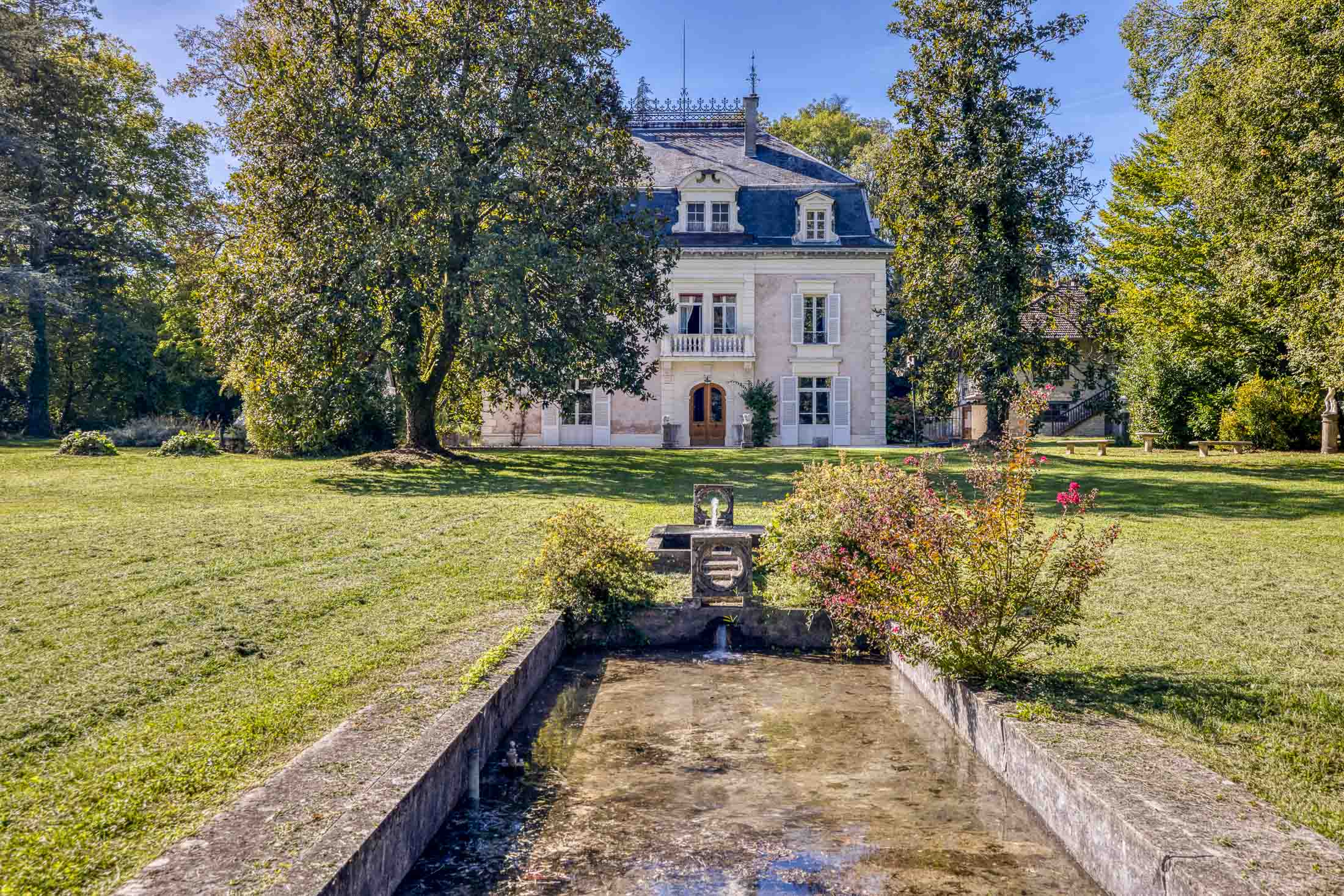  Elegant manor- close to the famed vineyards of Bugey - 物件實景