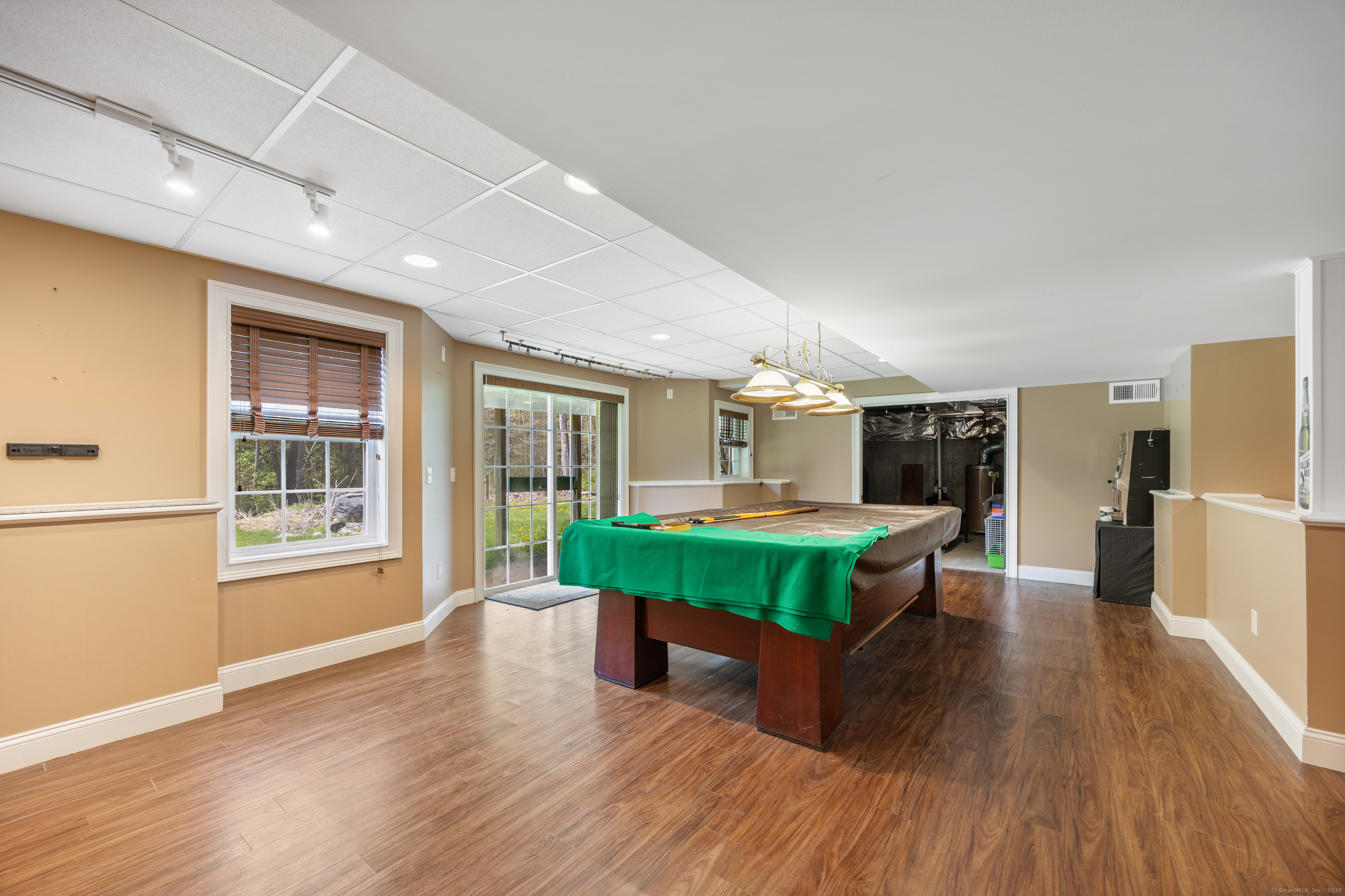 Bristol, Connecticut, 06010, United States, 3 Bedrooms Bedrooms, ,3 BathroomsBathrooms,Residential,For Sale,1804517