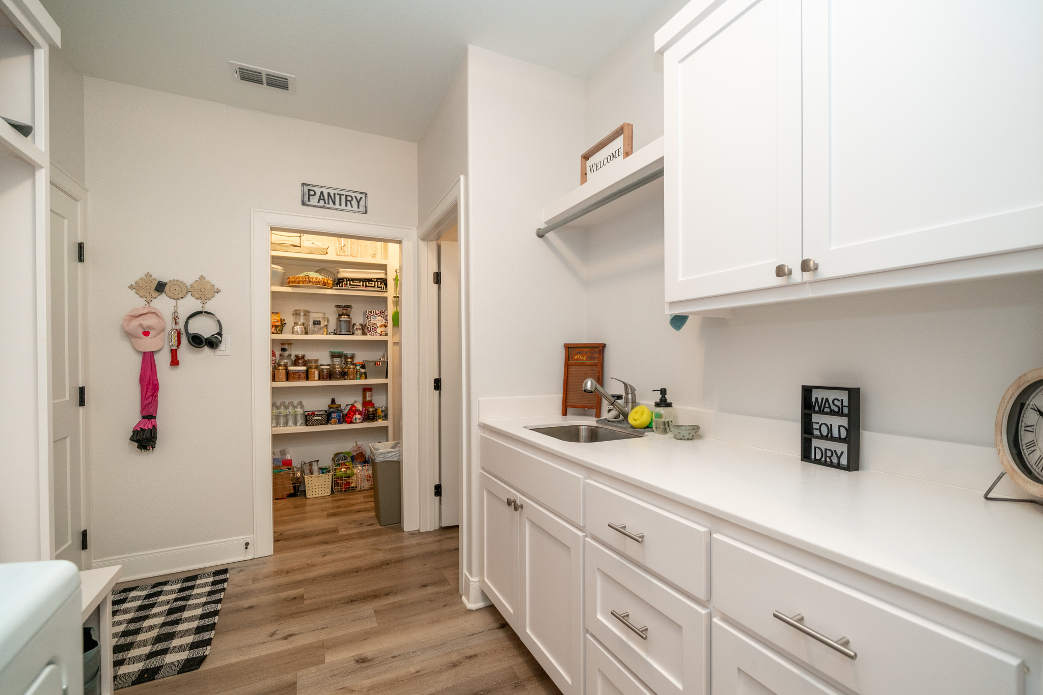 Jacksonville, Texas, 75766, United States, 3 Bedrooms Bedrooms, ,2 BathroomsBathrooms,Residential,For Sale,2012358