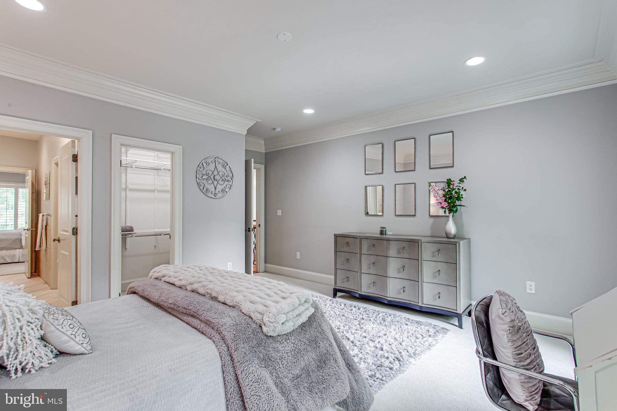 Mclean, Virginia, 22102, United States, 7 Bedrooms Bedrooms, ,10 BathroomsBathrooms,Residential,For Sale,1842537