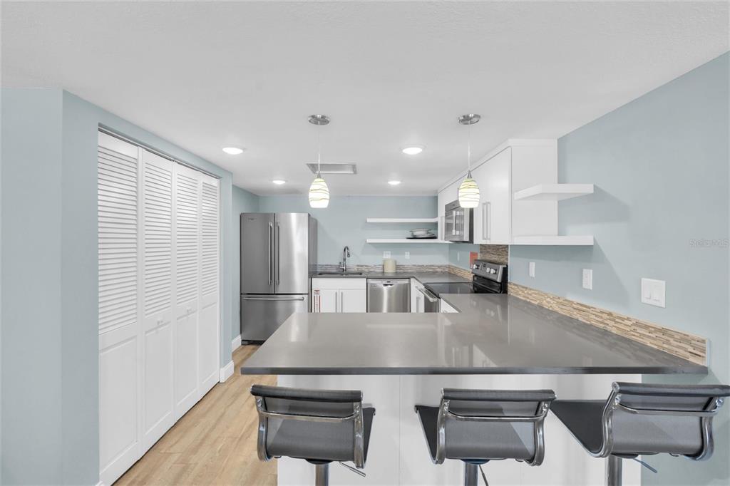 St Pete Beach, Florida, 33706, United States, 2 Bedrooms Bedrooms, ,2 BathroomsBathrooms,Residential,For Sale,1889983