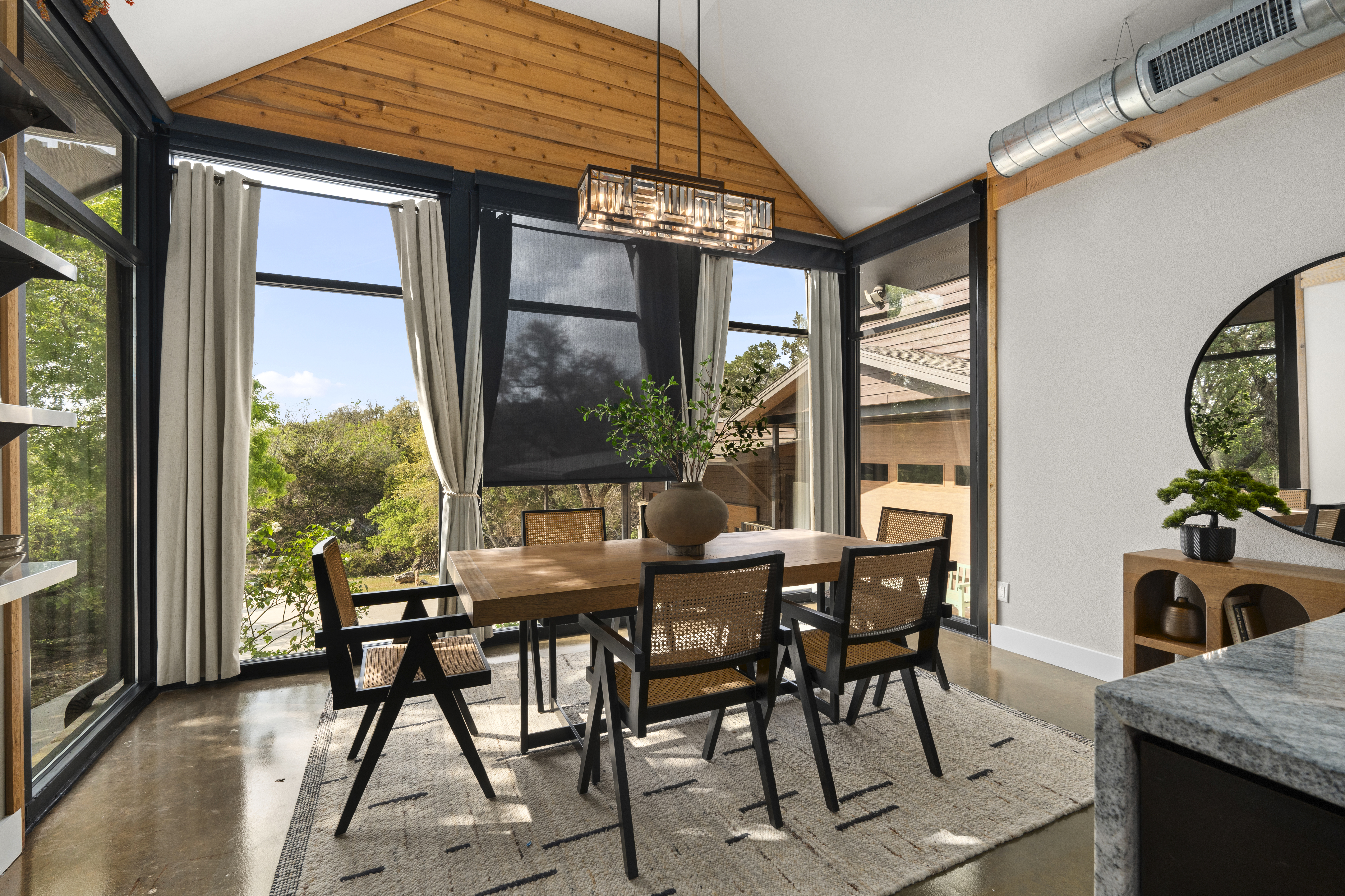  Spring Branch Luxury on 2.3 Acres - 物件實景