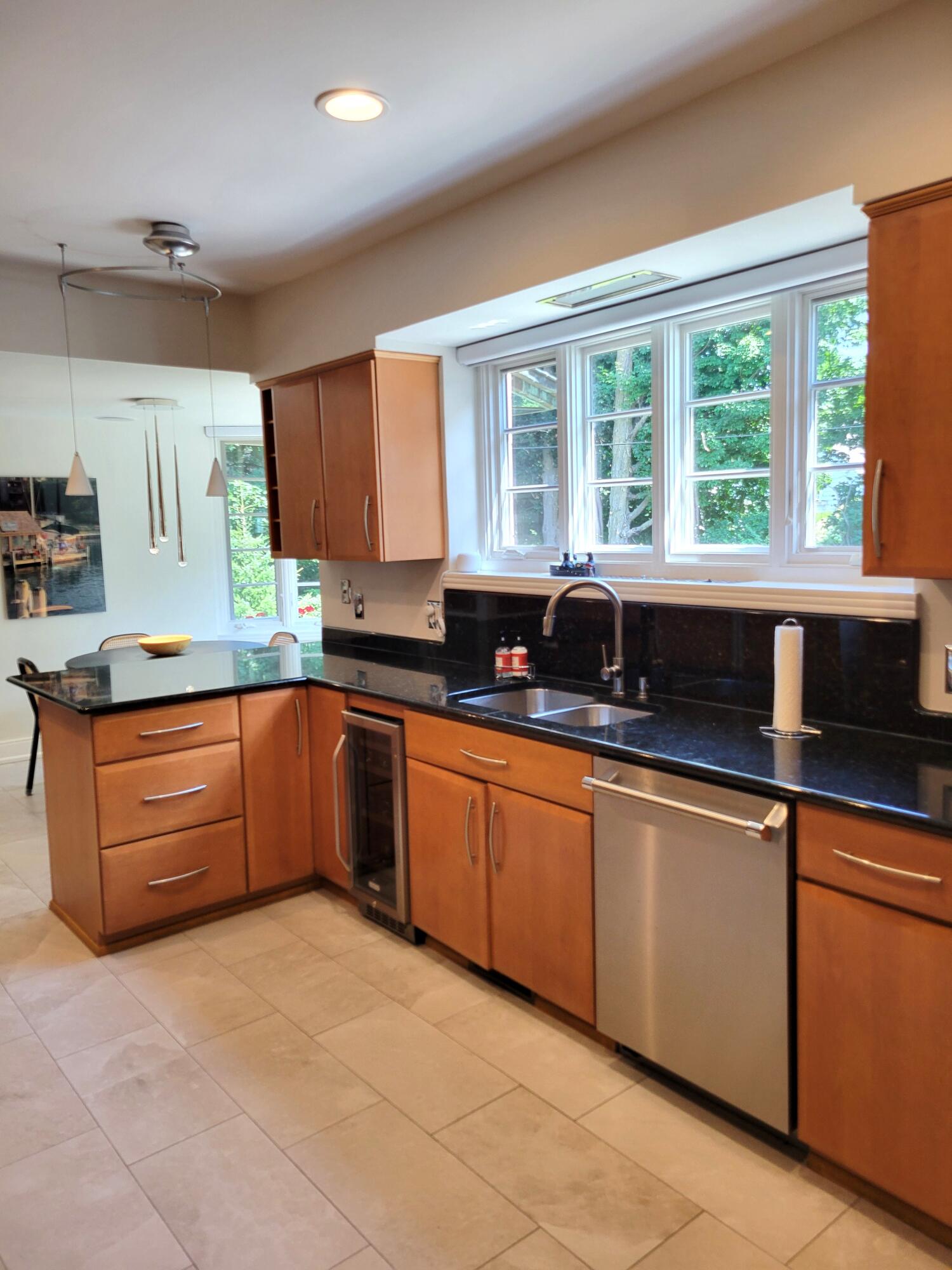 Alpena, Michigan, 49707, United States, 4 Bedrooms Bedrooms, ,6 BathroomsBathrooms,Residential,For Sale,1978367