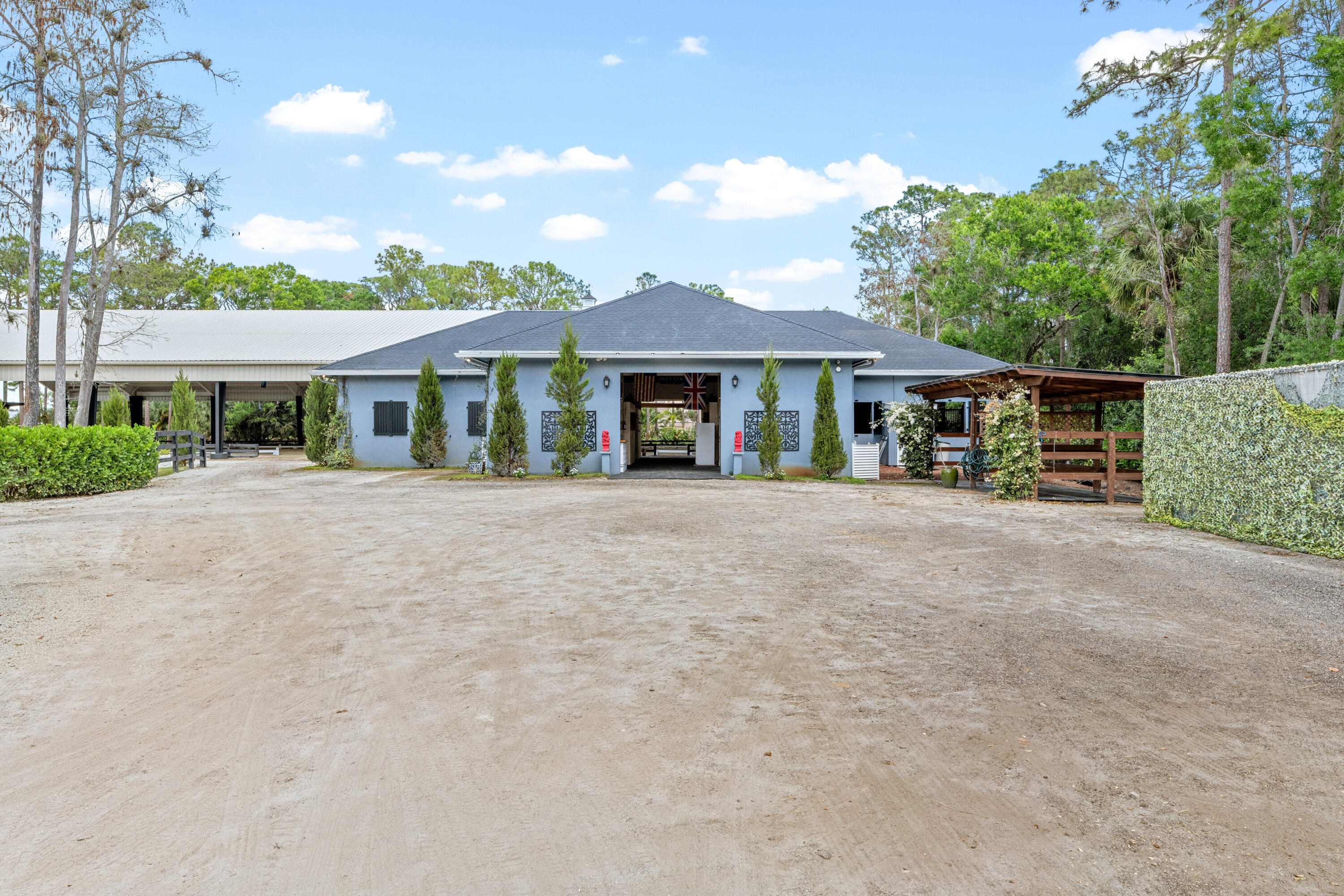  15161 Collecting Canal Road - 物件實景