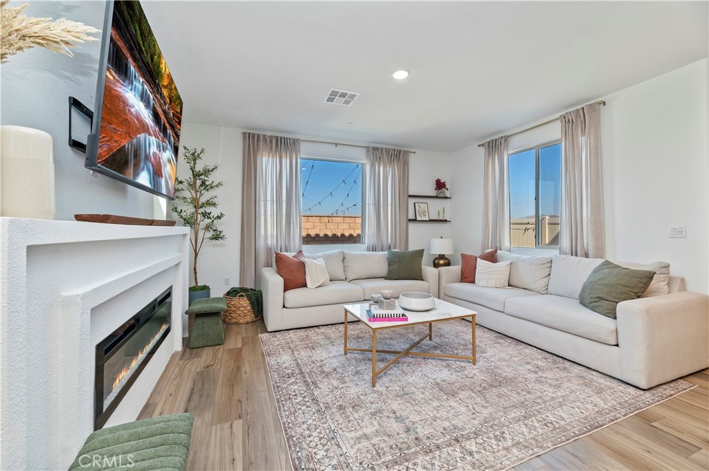 Winchester, California, 92596, United States, 3 Bedrooms Bedrooms, ,3 BathroomsBathrooms,Residential,For Sale,1976321