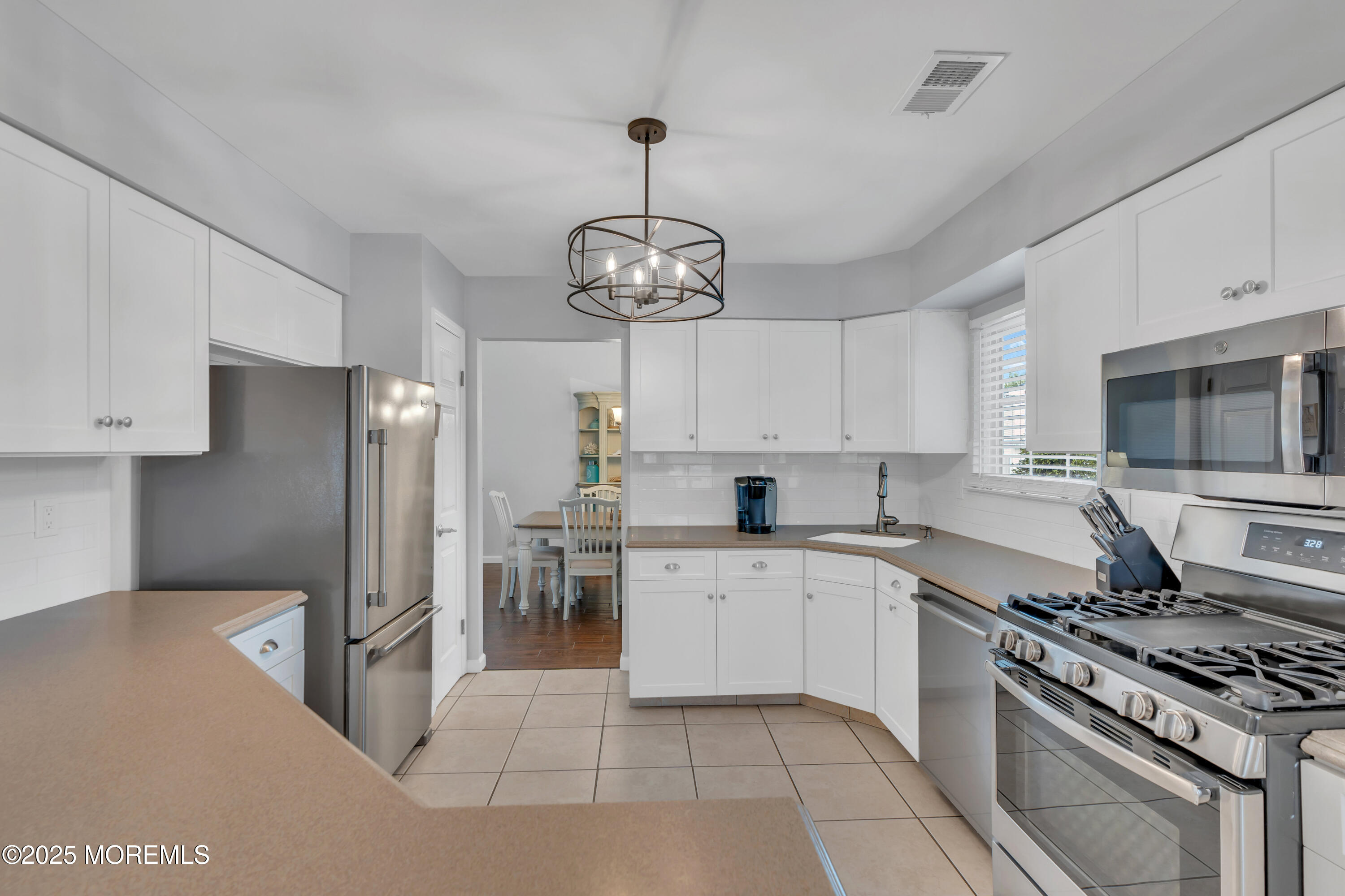 Howell, New Jersey, 07731, United States, 3 Bedrooms Bedrooms, ,3 BathroomsBathrooms,Residential,For Sale,1989169