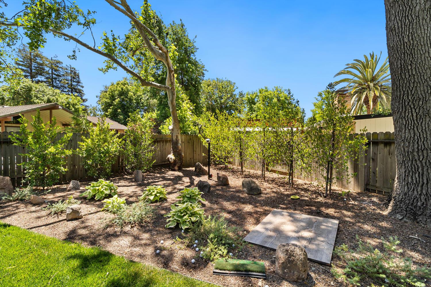 Carmichael, California, 95608, United States, 4 Bedrooms Bedrooms, ,3 BathroomsBathrooms,Residential,For Sale,1986318