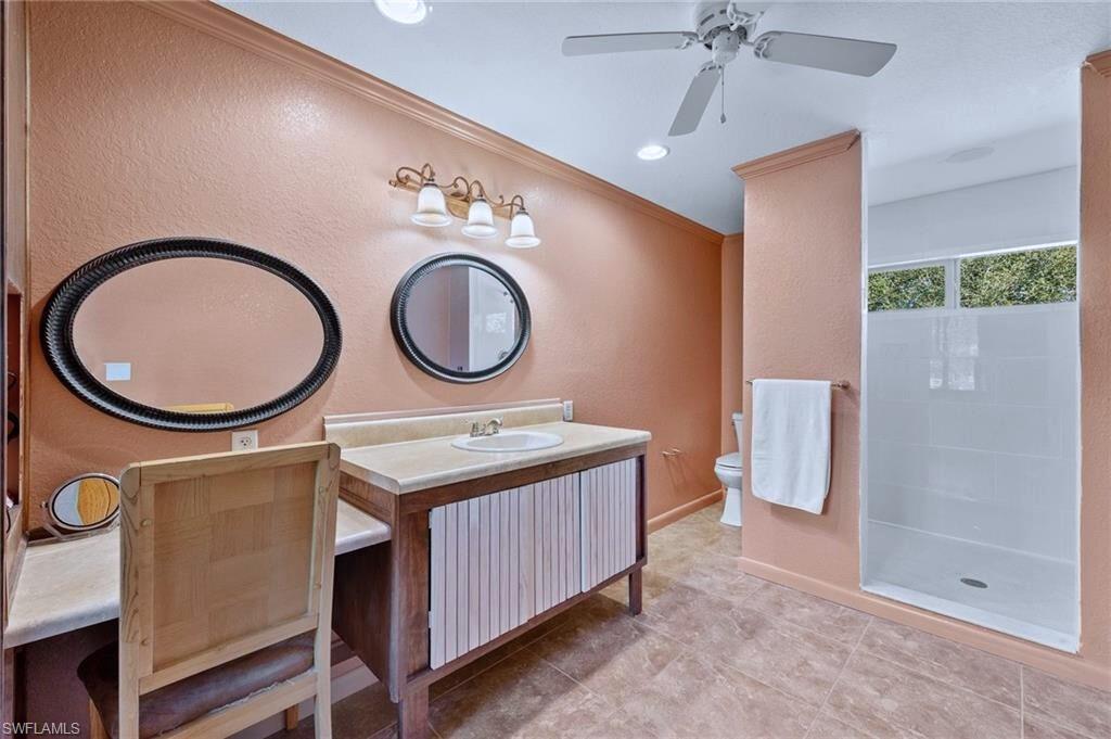 Fort Myers, Florida, 33919, United States, 3 Bedrooms Bedrooms, ,2 BathroomsBathrooms,Residential,For Sale,1754679