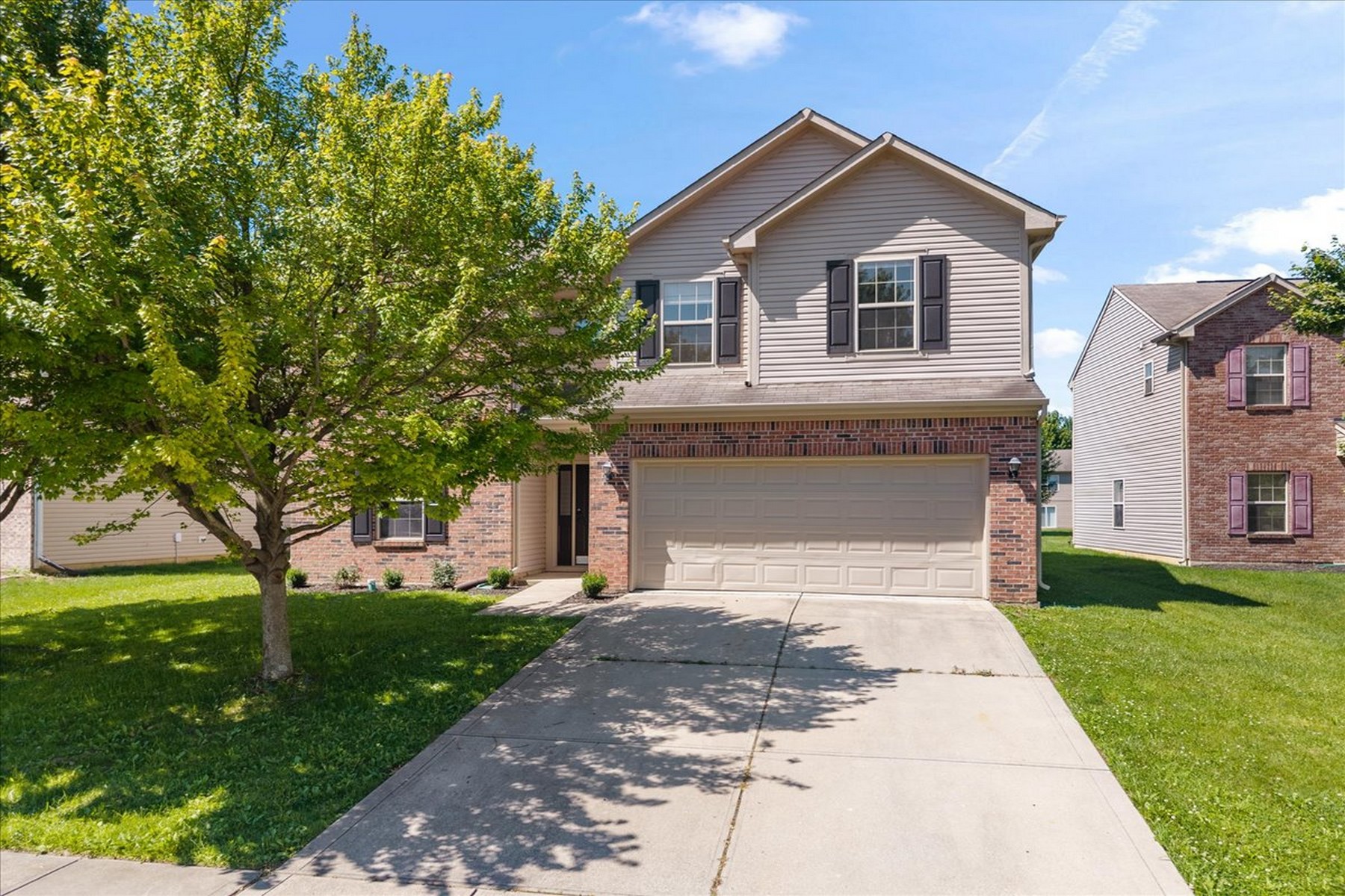  Completely Remodeled Four Bedroom Home on Oversized Lot - 物件實景